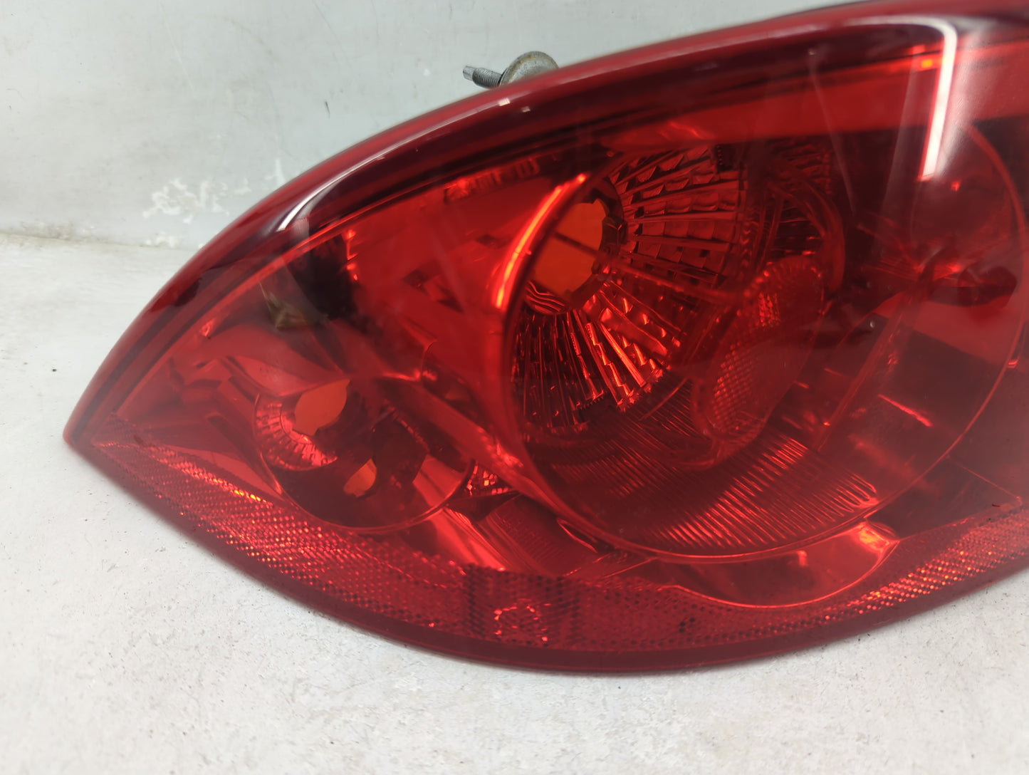 2006-2011 Buick Lucerne Tail Light Assembly Driver Left OEM Fits Fits 2006 2007 2008 2009 2010 2011 OEM Used Auto Parts - Oe