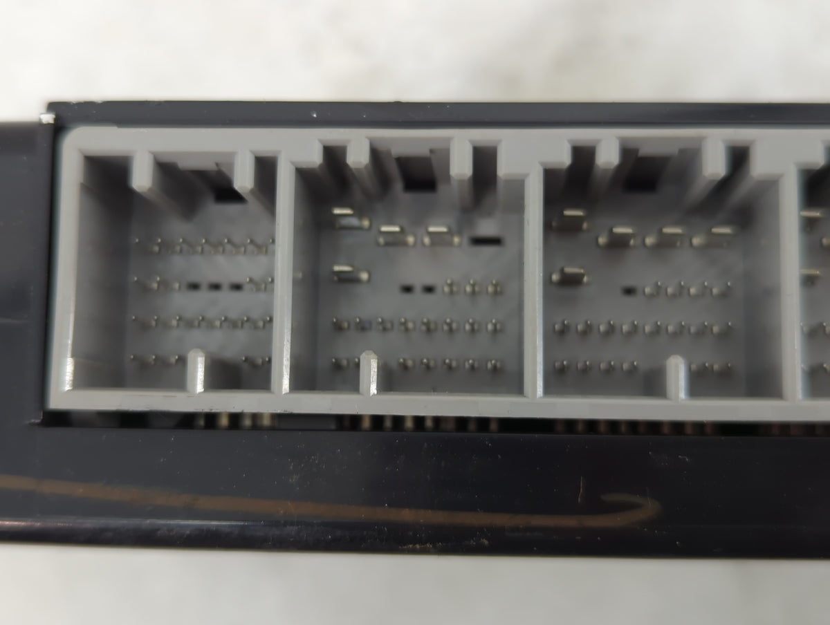 2006-2011 Buick Lucerne Body Control Module Bcm Inner Cabin Fuse Box 1129205 - Oemusedautoparts1.com