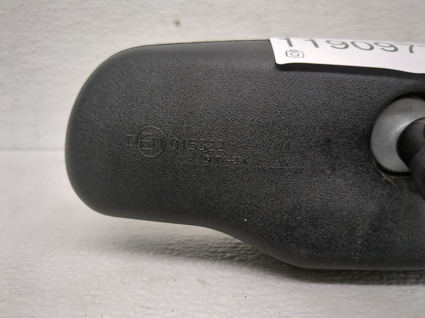 2006-2011 Buick Lucerne Interior Rear View Mirror Replacement OEM P/N:E11015322 Fits OEM Used Auto Parts - Oemusedautoparts1