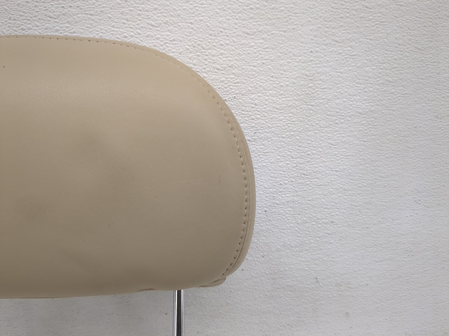 2006-2008 Buick Lucerne Headrest Head Rest Front Driver Passenger Seat Fits Fits 2006 2007 2008 OEM Used Auto Parts - Oemuse