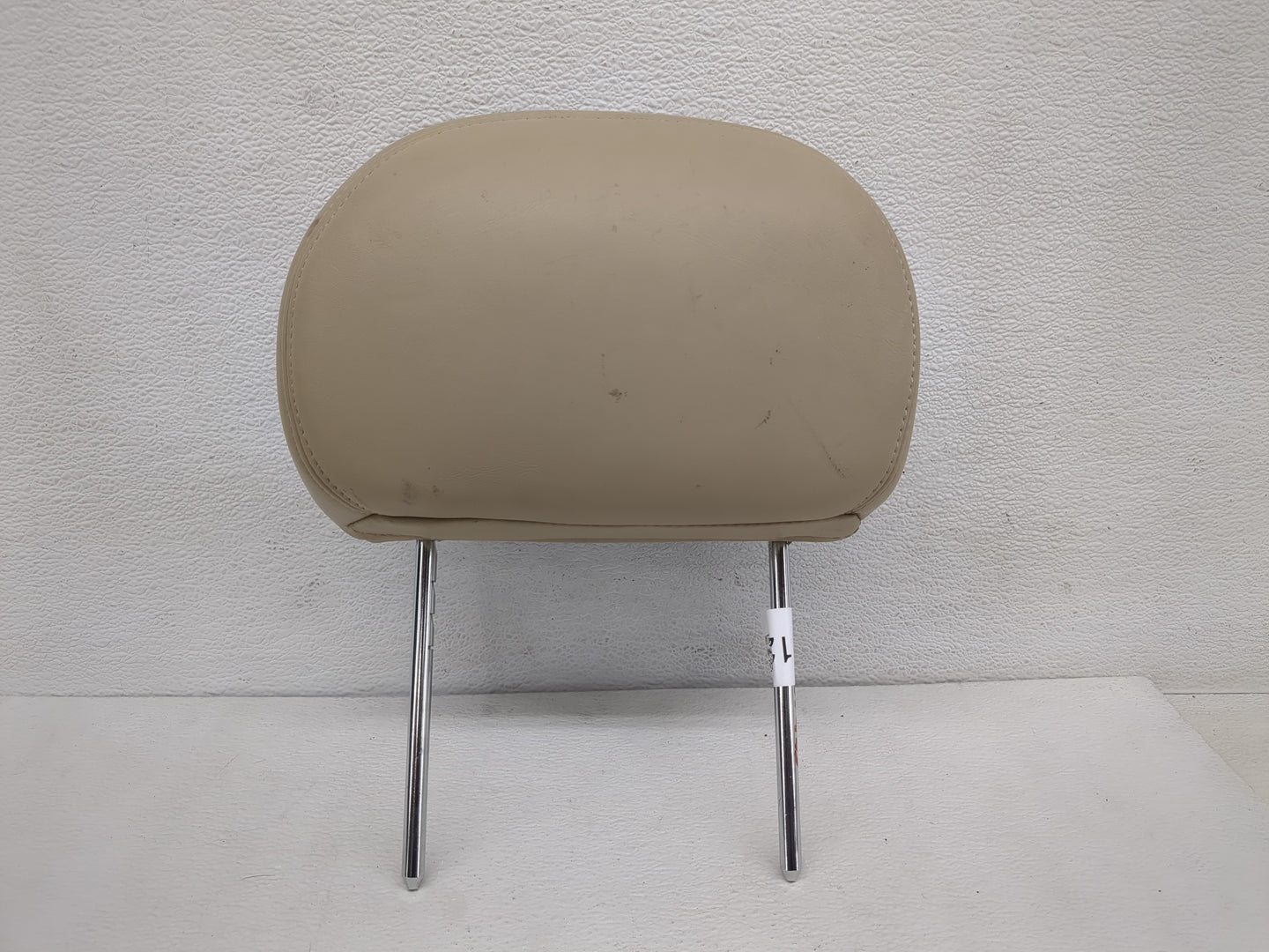 2006-2010 Buick Lucerne Headrest Head Rest Rear Seat Fits Fits 2006 2007 2008 2009 2010 OEM Used Auto Parts - Oemusedautopar