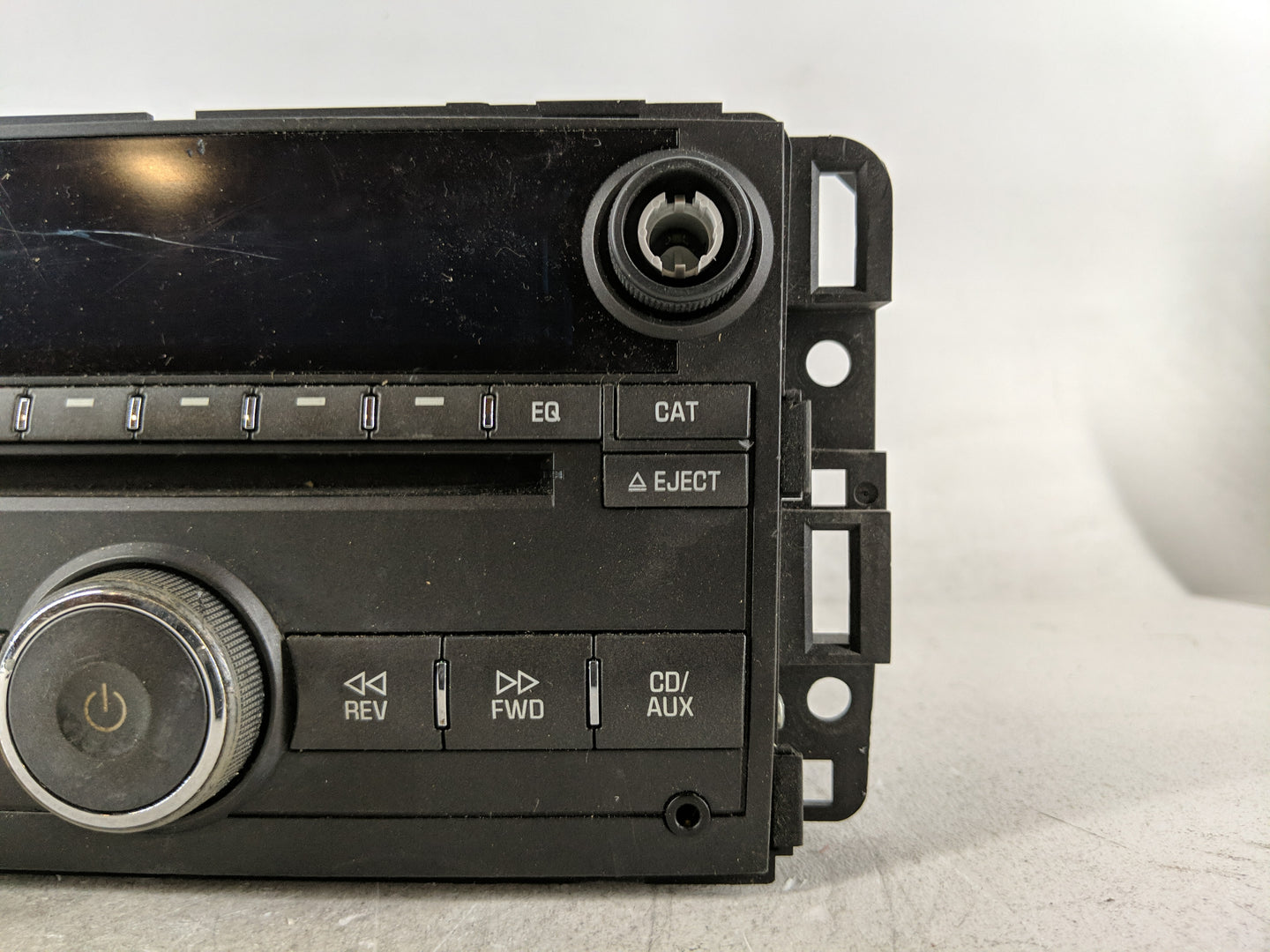 2006 Buick Lucerne Radio AM FM Cd Player Receiver Replacement P/N:15871700 Fits OEM Used Auto Parts - Oemusedautoparts1.com