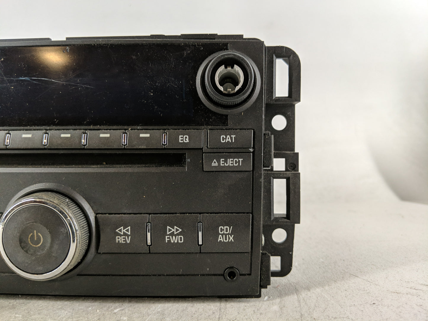 2006 Buick Lucerne Radio AM FM Cd Player Receiver Replacement P/N:15871700 Fits OEM Used Auto Parts - Oemusedautoparts1.com
