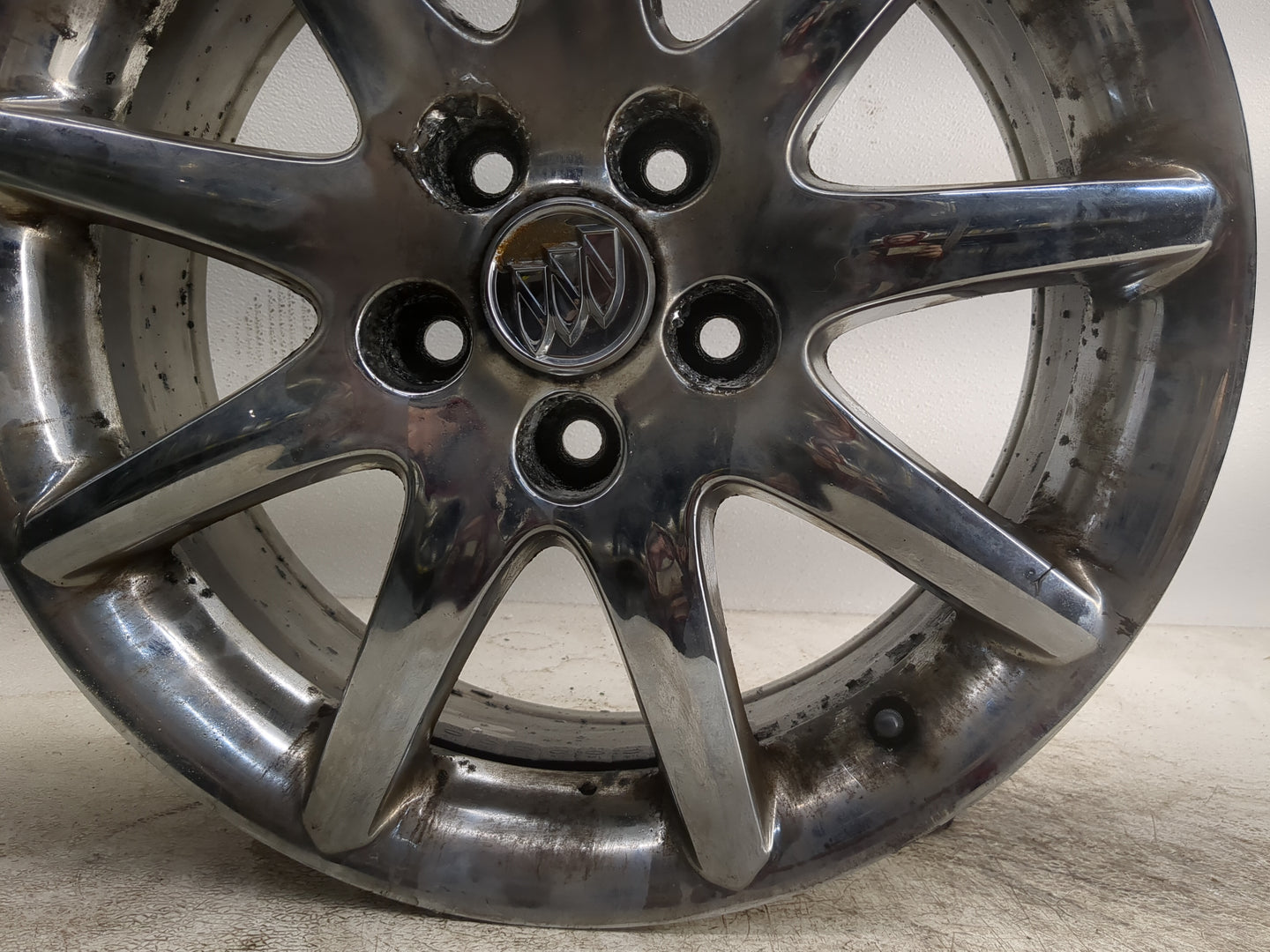 2006-2010 Buick Lucerne Oem Wheel Rim - Oemusedautoparts1.com