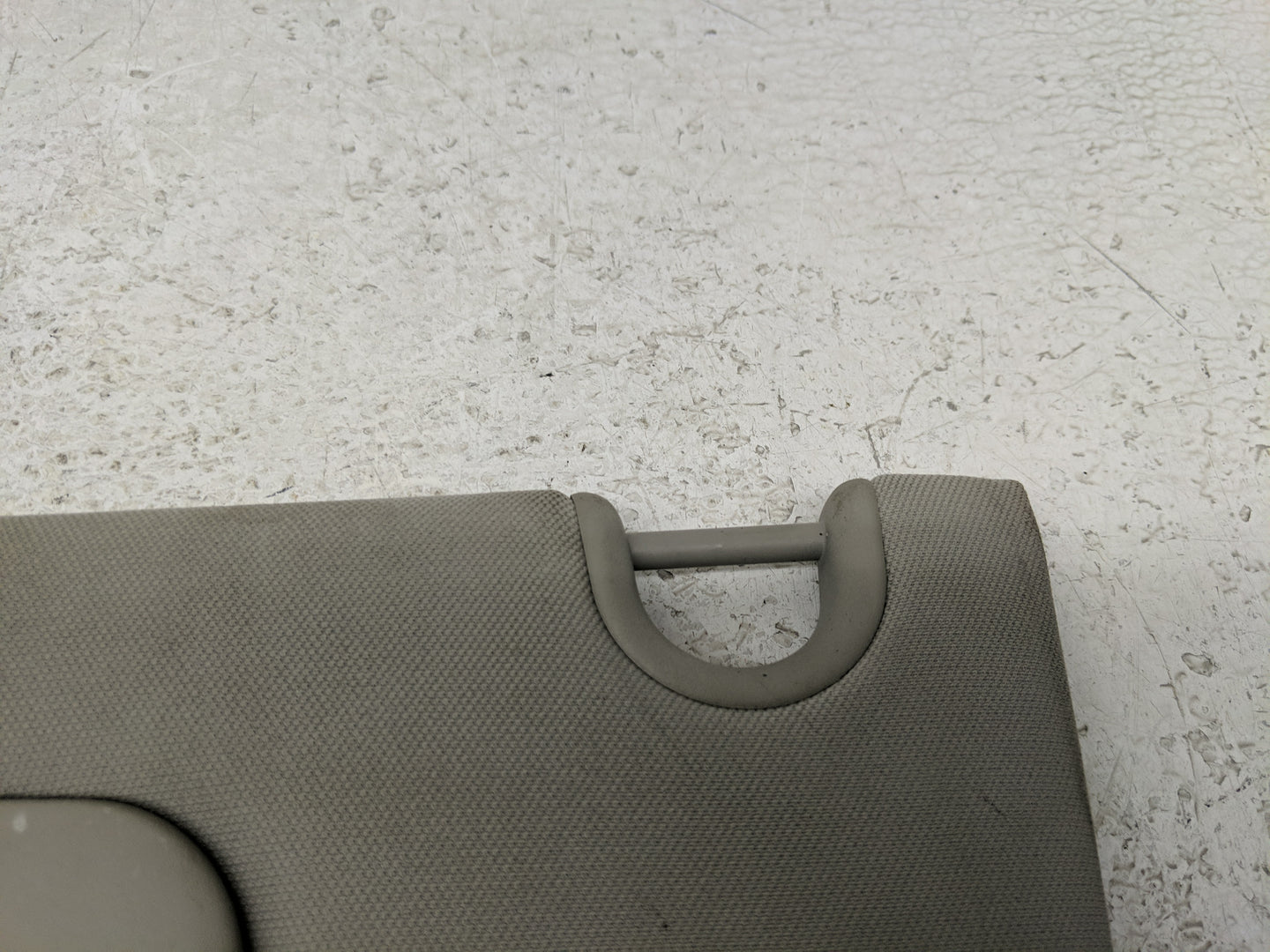 2006-2011 Buick Lucerne Sun Visor Shade Replacement Driver Left Mirror Fits Fits 2006 2007 2008 2009 2010 2011 OEM Used Auto