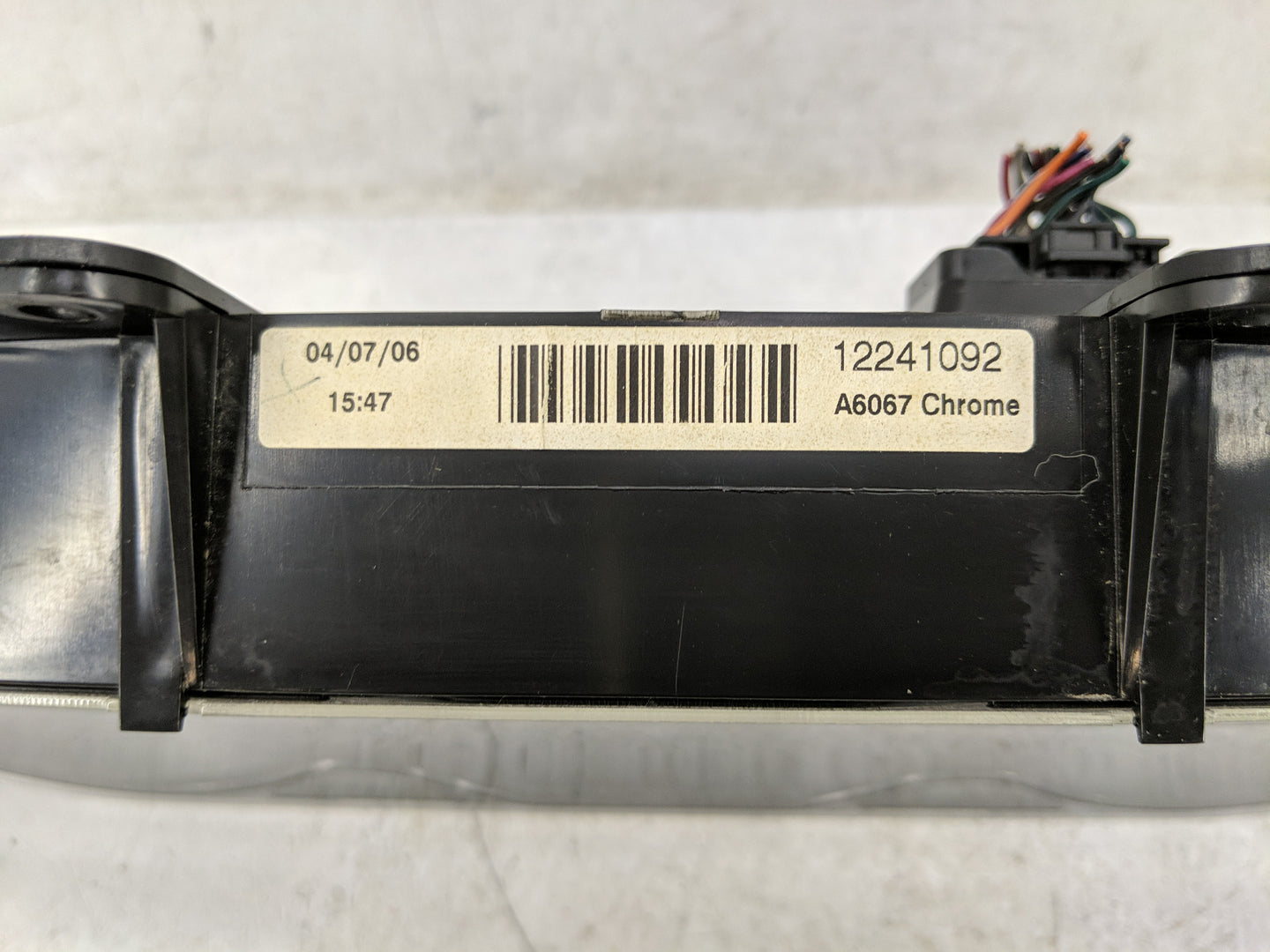 2006 Buick Lucerne Instrument Cluster Speedometer Gauges P/N:15853813 Fits OEM Used Auto Parts - Oemusedautoparts1.com