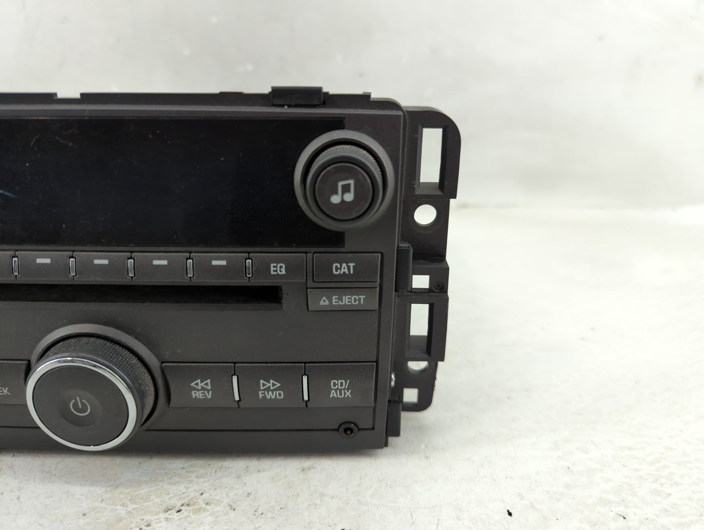 2006 Buick Lucerne Radio AM FM Cd Player Receiver Replacement P/N:15871701 Fits OEM Used Auto Parts - Oemusedautoparts1.com