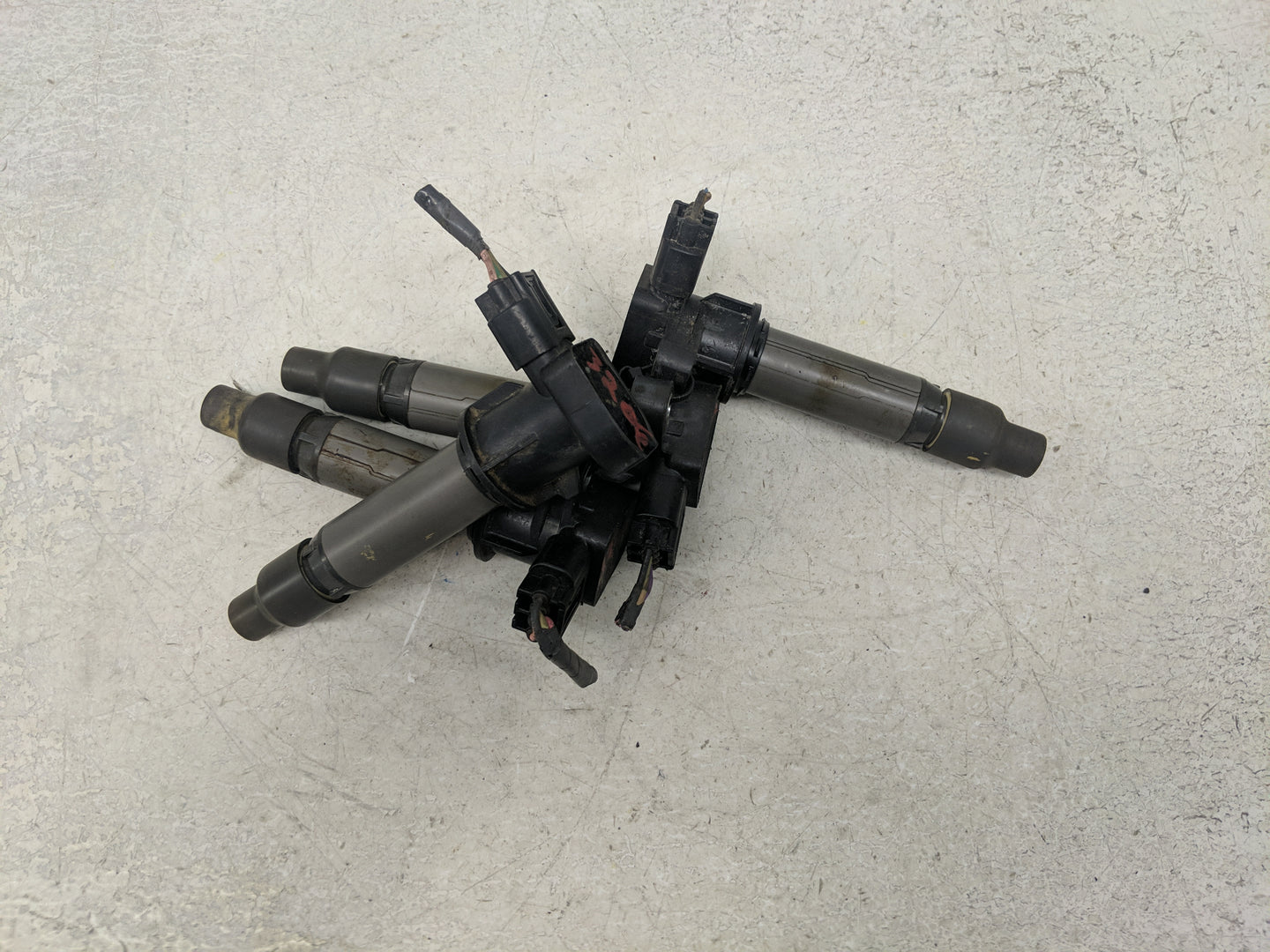 2006-2006 Buick Lucerne Ignition Coil Igniter Pack - Oemusedautoparts1.com
