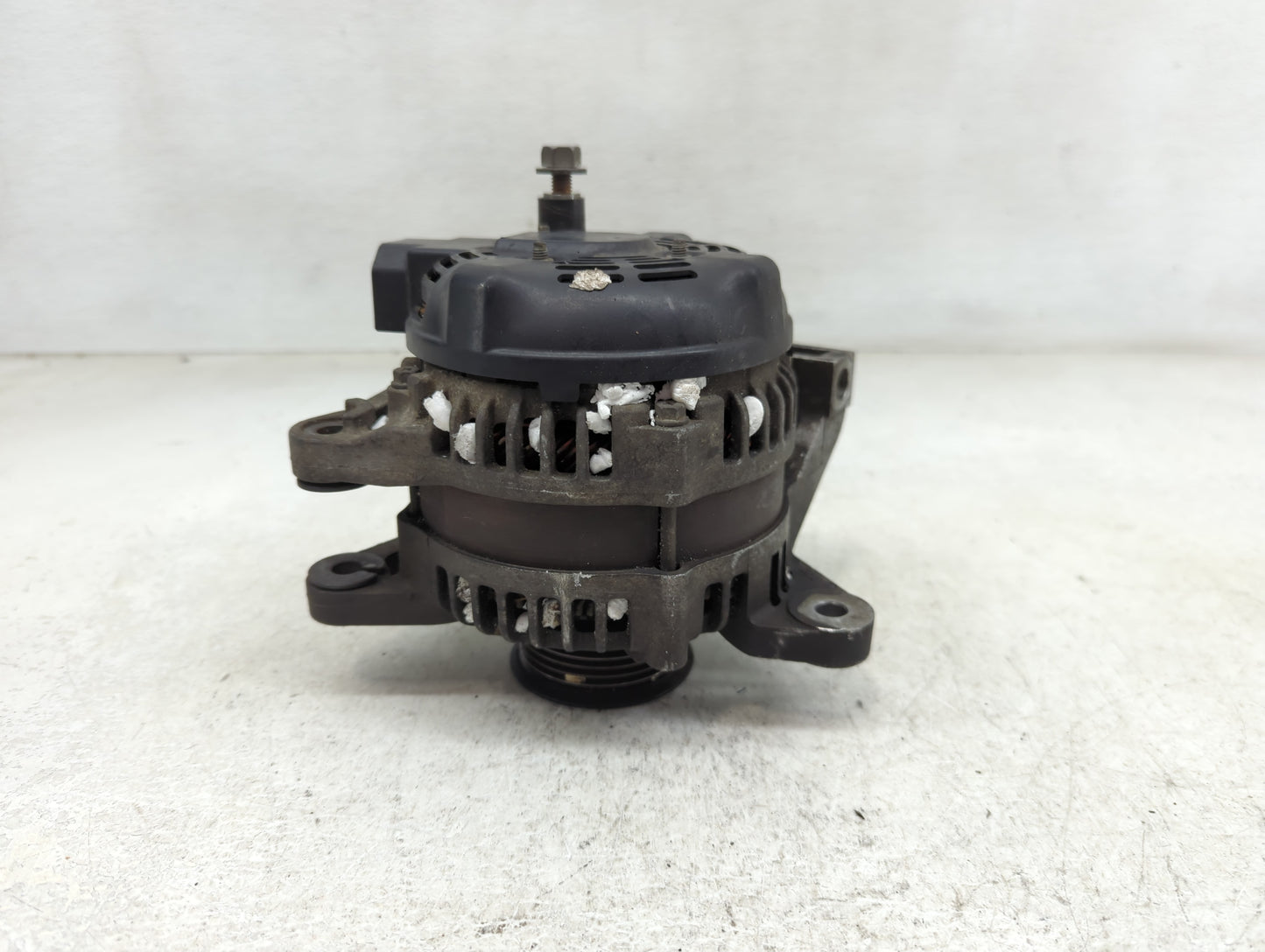 2006-2011 Buick Lucerne Alternator Replacement Generator Charging Assembly Engine OEM Fits Fits 2006 2007 2008 2009 2010 201