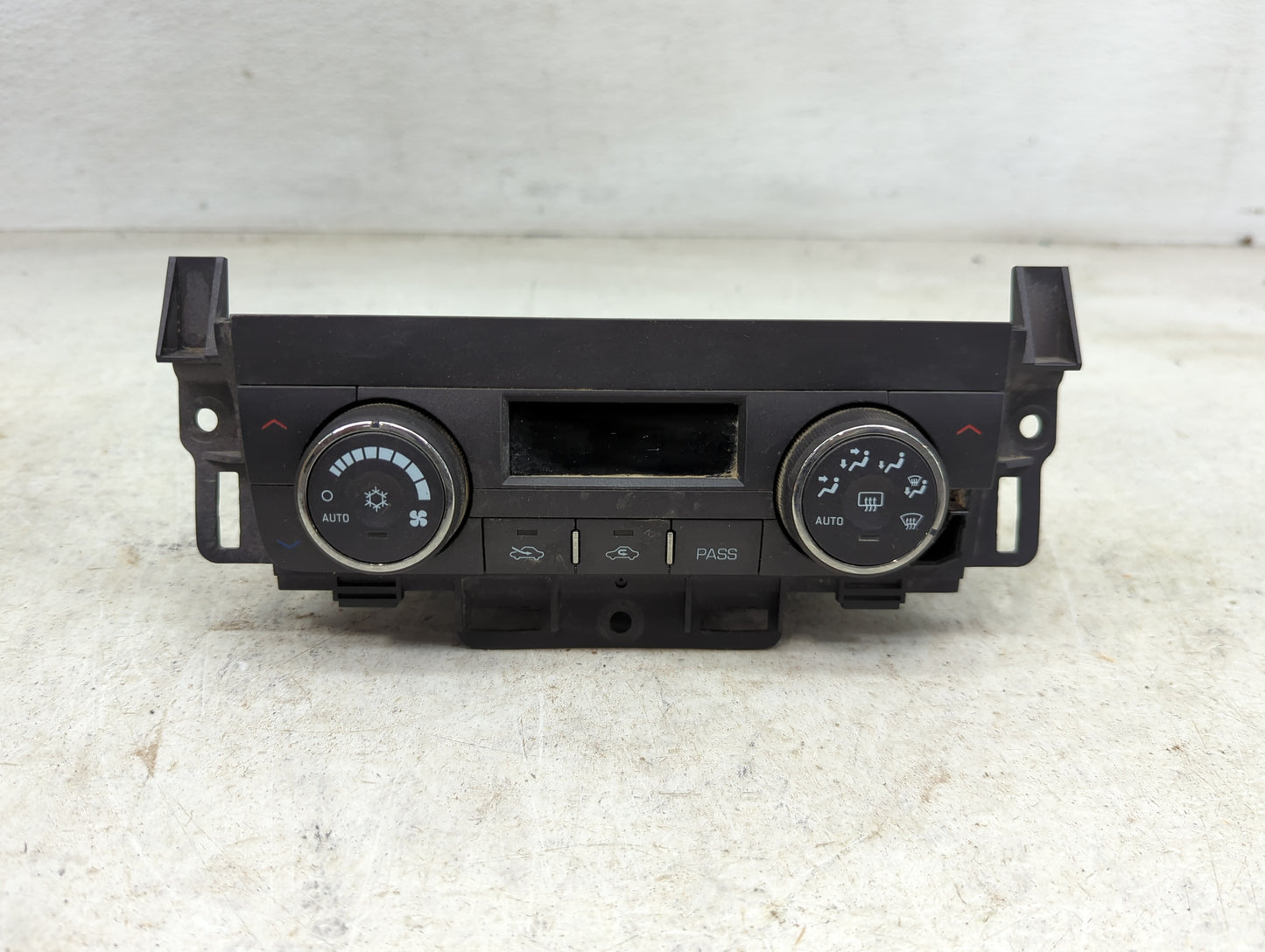 2006 Buick Lucerne Climate Control Module Temperature AC/Heater Replacement P/N:15861055 MX237000-1634 Fits OEM Used Auto Pa