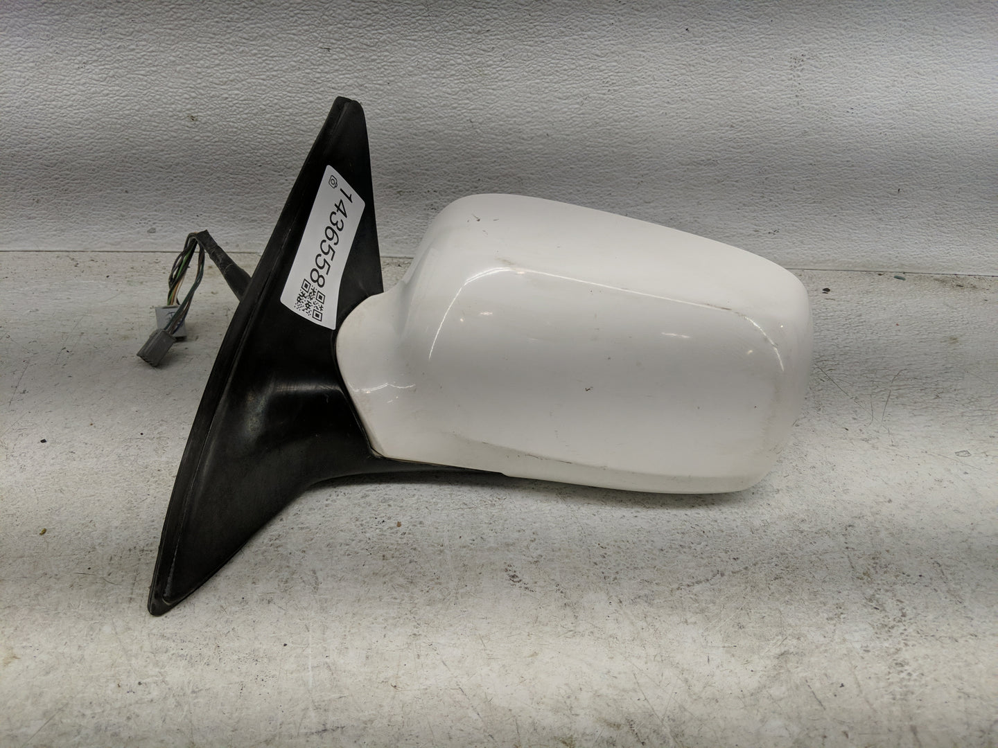 2006-2007 Buick Lucerne Driver Side View Mirror - Left Door Mirror OEM Used - Oemusedautoparts1.com
