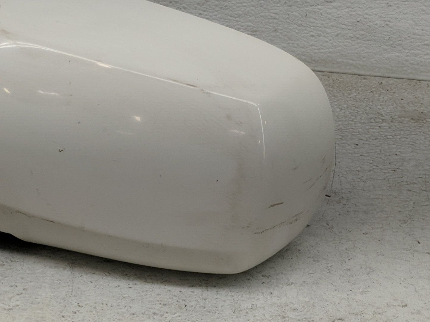 2006-2007 Buick Lucerne Driver Side View Mirror - Left Door Mirror OEM Used - Oemusedautoparts1.com