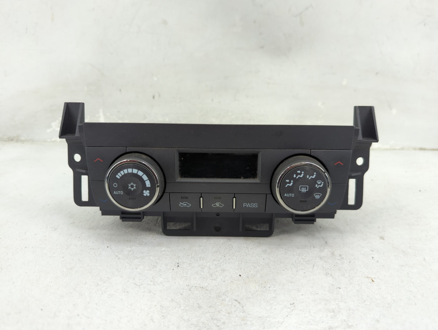2006 Buick Lucerne Climate Control Module Temperature AC/Heater Replacement P/N:15861055 MX237000-1634 Fits OEM Used Auto Pa
