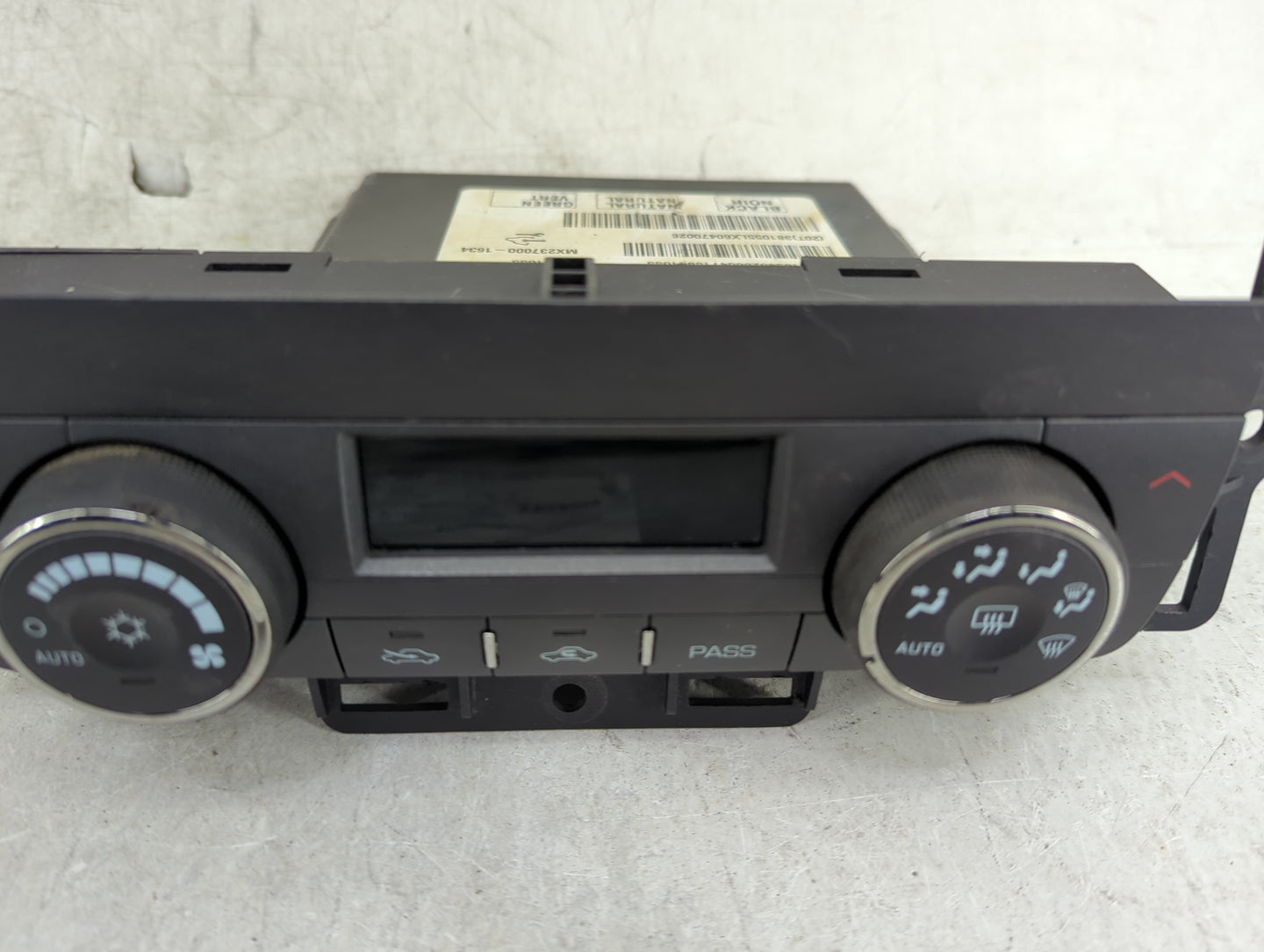 2006 Buick Lucerne Climate Control Module Temperature AC/Heater Replacement P/N:15861055 MX237000-1634 Fits OEM Used Auto Pa