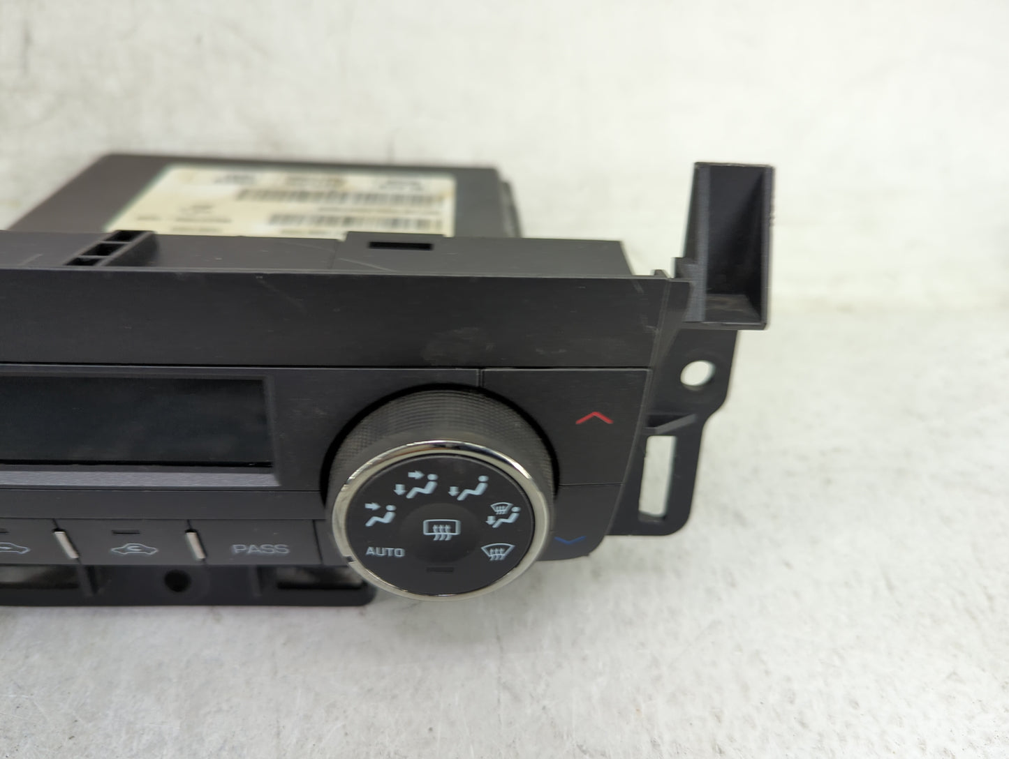 2006 Buick Lucerne Climate Control Module Temperature AC/Heater Replacement P/N:15861055 MX237000-1634 Fits OEM Used Auto Pa