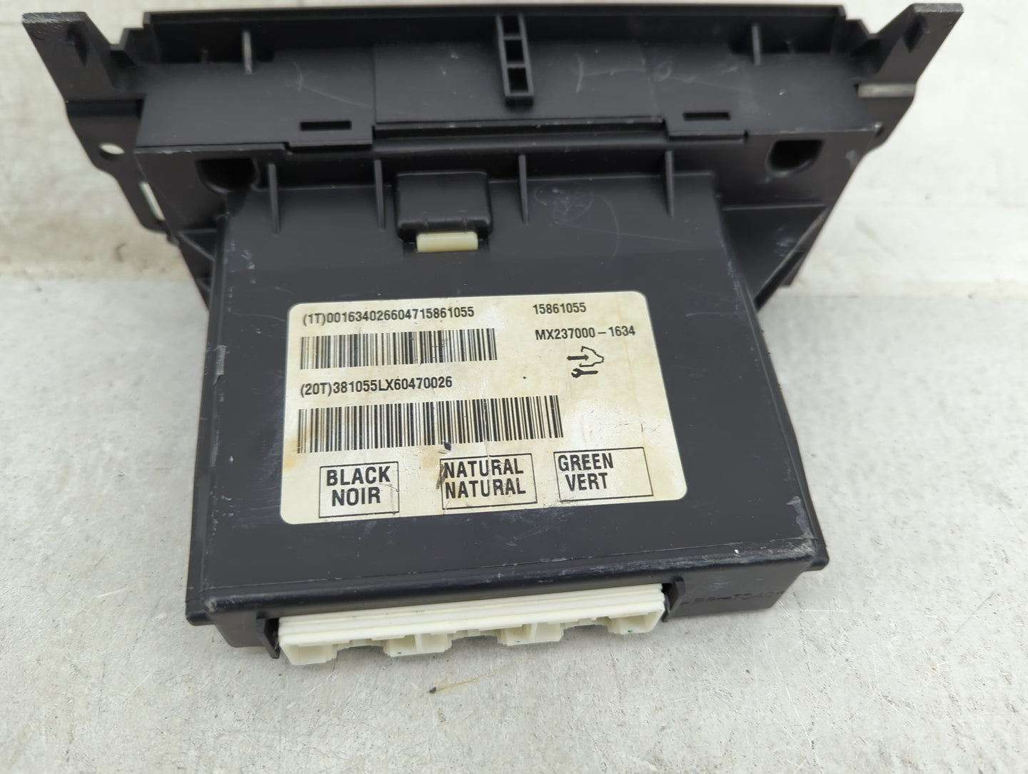 2006 Buick Lucerne Climate Control Module Temperature AC/Heater Replacement P/N:15861055 MX237000-1634 Fits OEM Used Auto Pa