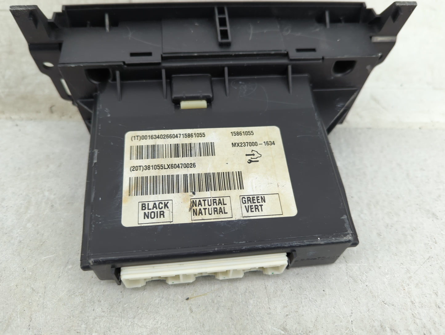 2006 Buick Lucerne Climate Control Module Temperature AC/Heater Replacement P/N:15861055 MX237000-1634 Fits OEM Used Auto Pa