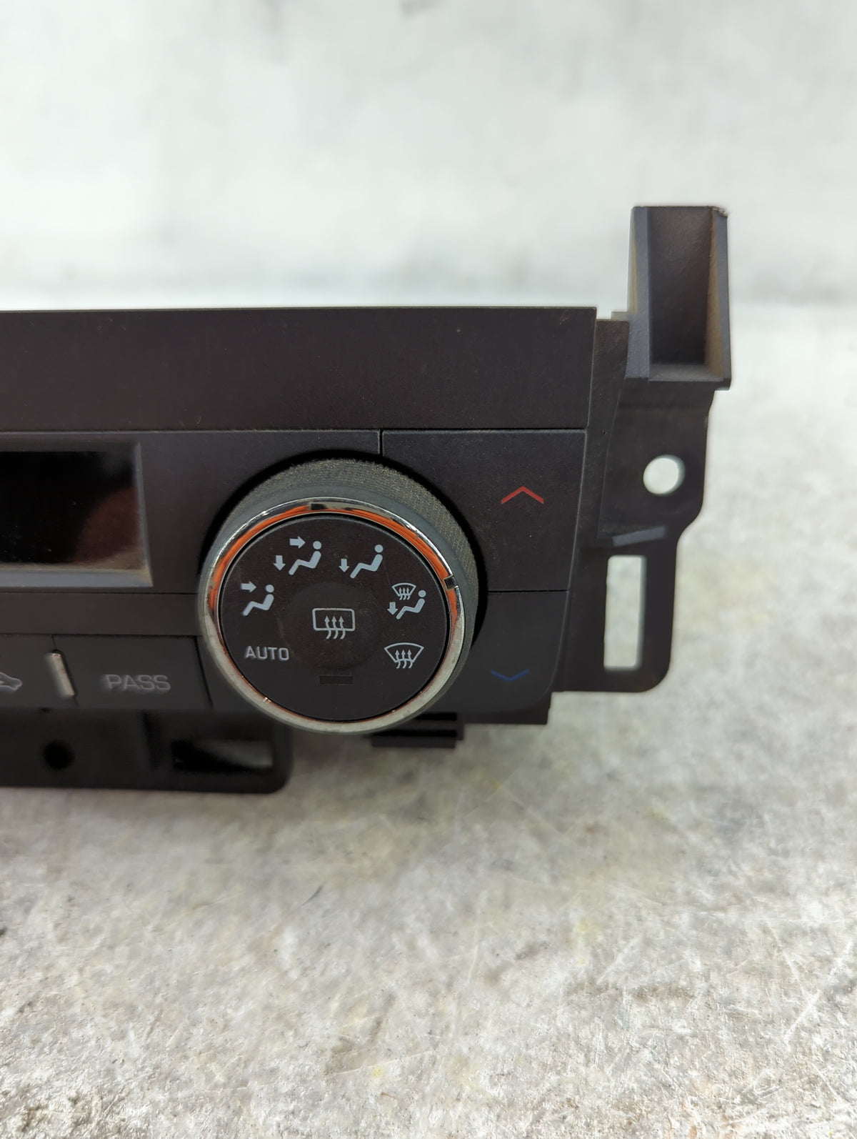 2006 Buick Lucerne Climate Control Module Temperature AC/Heater Replacement P/N:15861055 MX237000-1634 Fits OEM Used Auto Pa