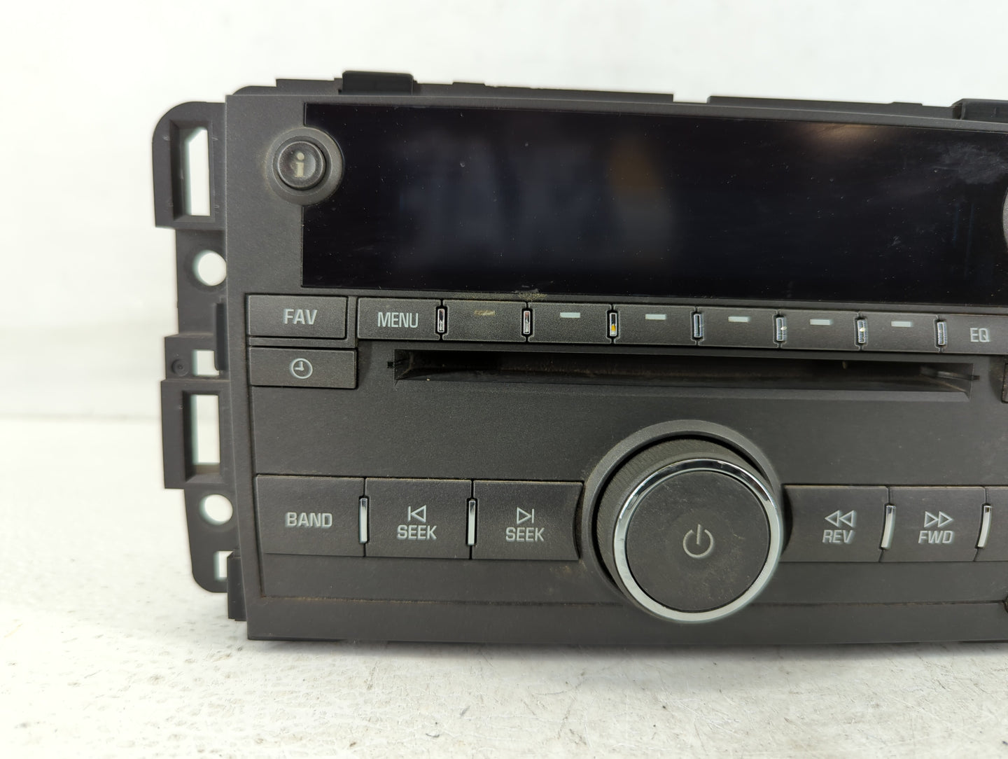2006-2006 Buick Lucerne Am Fm Cd Player Radio Receiver - Oemusedautoparts1.com