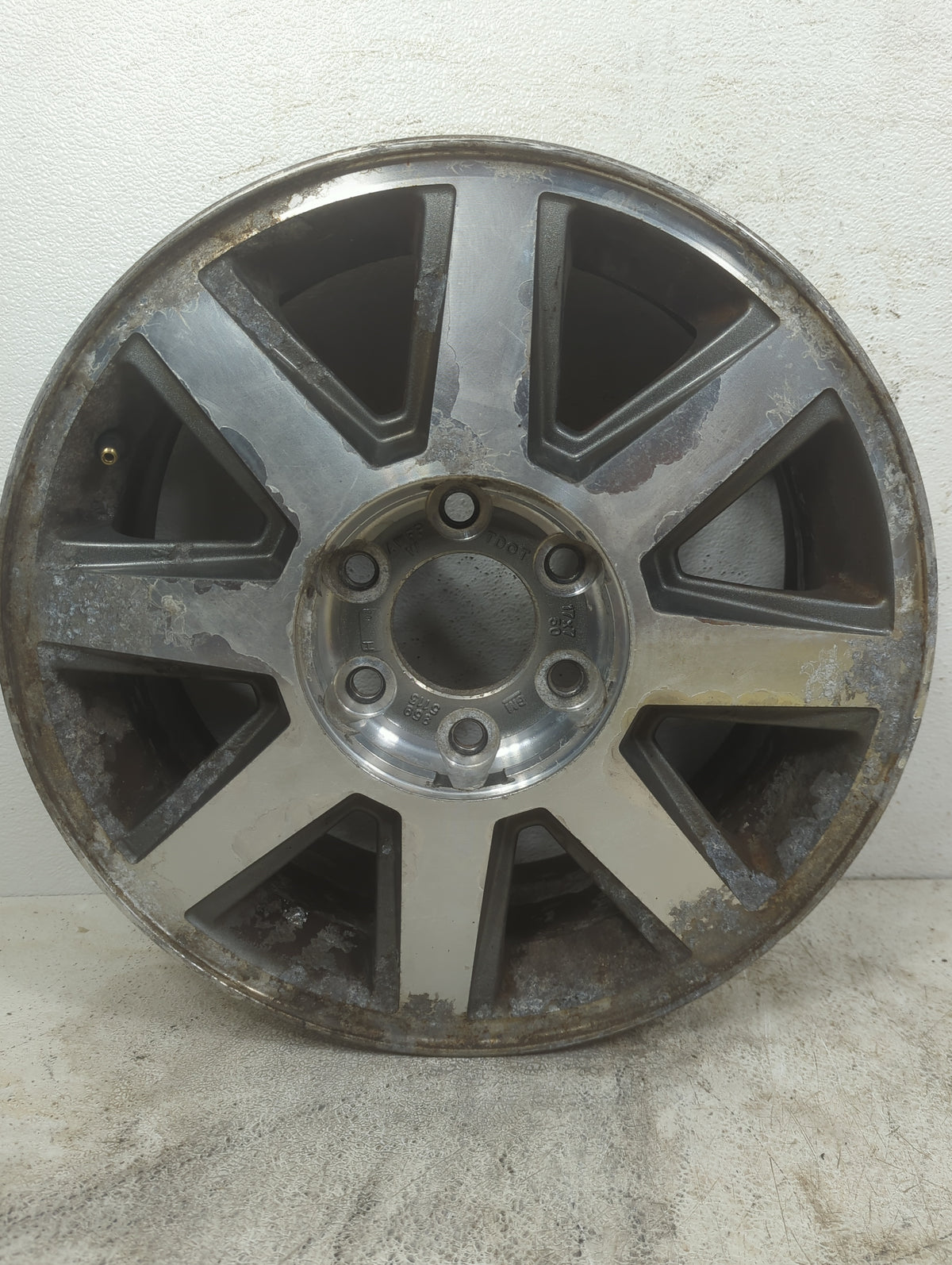 2004-2007 Buick Rainier Oem Wheel Rim 5043603 - Oemusedautoparts1.com