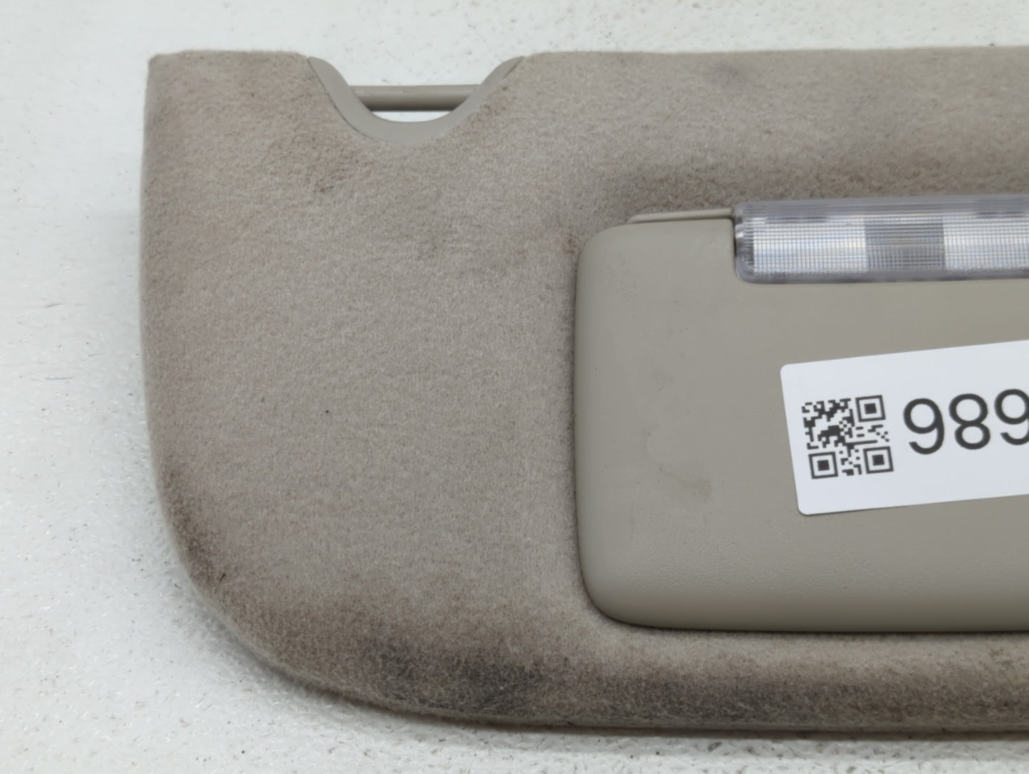 2005-2007 Buick Rainier Sun Visor Shade Replacement Passenger Right Mirror Fits Fits 2005 2006 2007 OEM Used Auto Parts - Oe