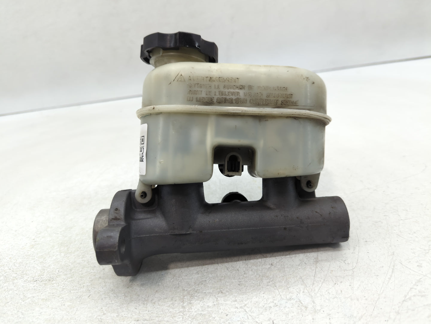 2006-2007 Buick Rainier Brake Master Cylinder - Oemusedautoparts1.com