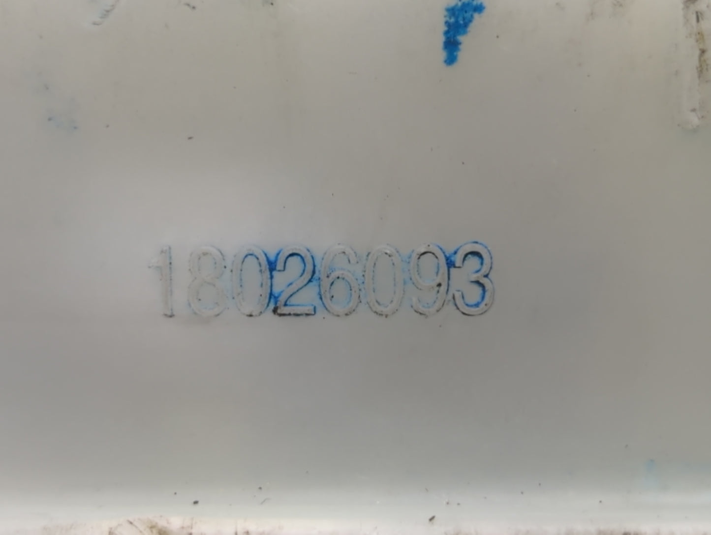 2006-2007 Buick Rainier Brake Master Cylinder - Oemusedautoparts1.com