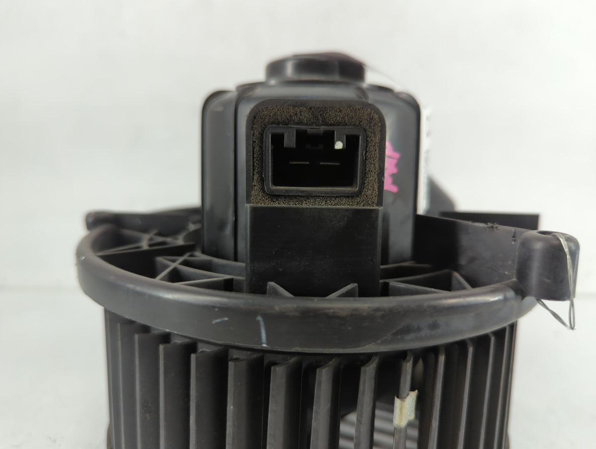 2002-2007 Buick Rendezvous Heater AC Blower Motor P/N:TA3469 Fits Fits 2001 2002 2003 2004 2005 2006 2007 2008 2009 OEM Used