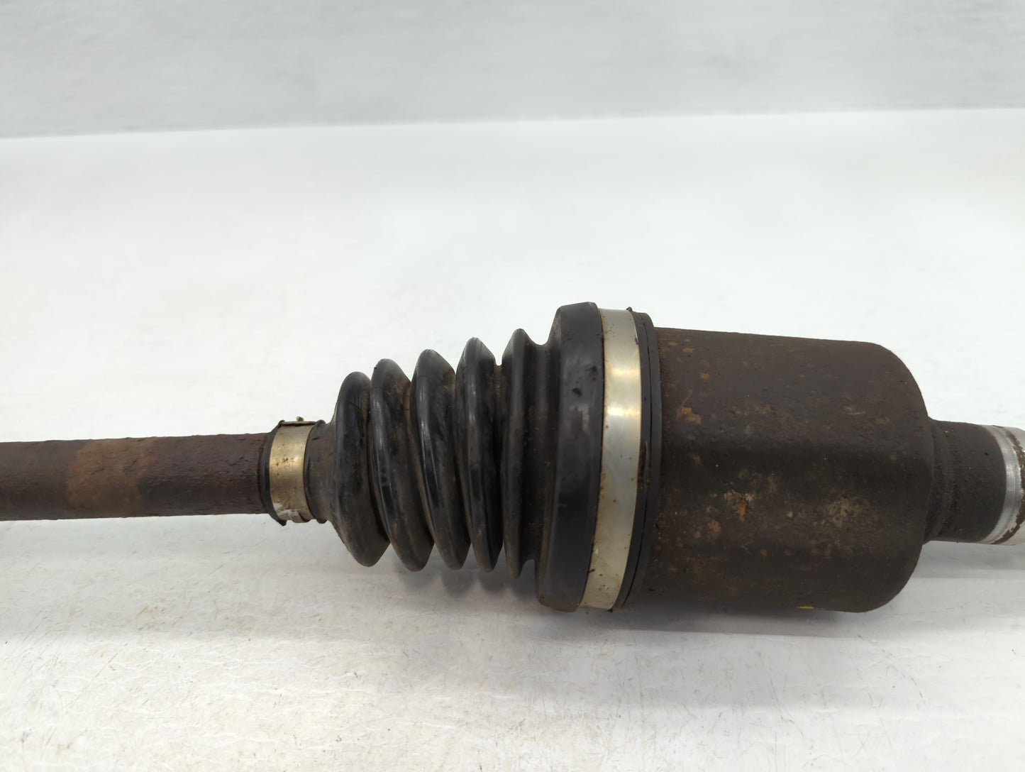 2002-2006 Buick Rendezvous Axle Shaft Front Passenger Cv C/v - Oemusedautoparts1.com