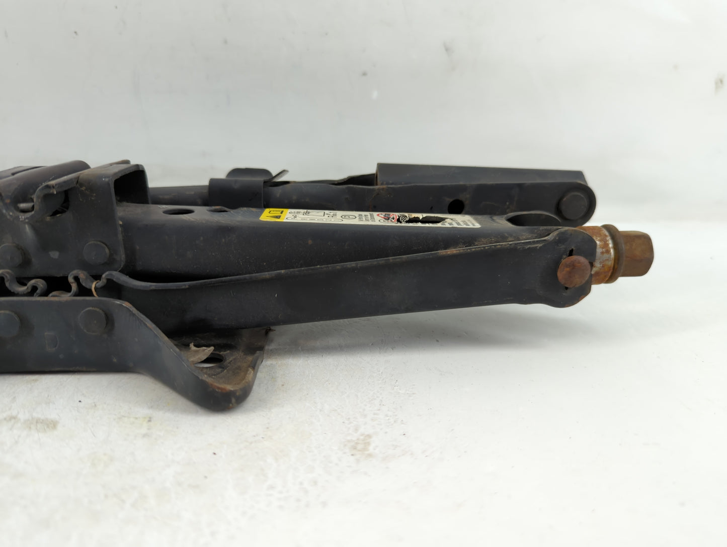 2006 Buick Rendezvous Spare Scissor Car Jack - Oemusedautoparts1.com