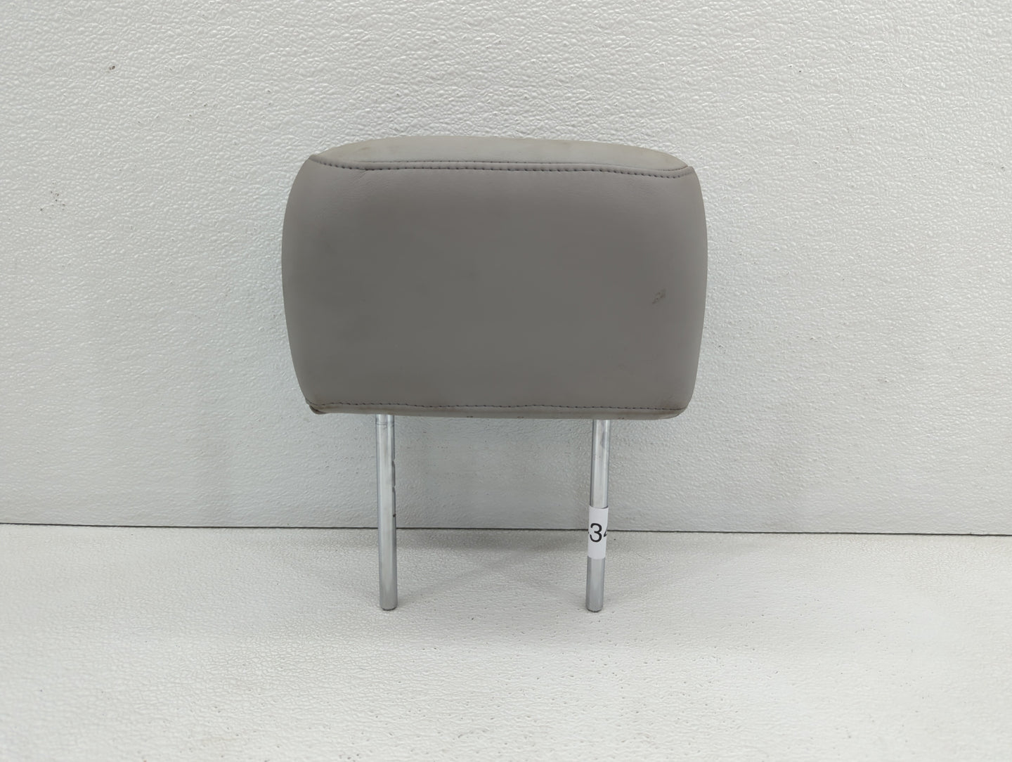 2005-2006 Buick Terraza Headrest Head Rest Rear Seat Grey - Oemusedautoparts1.com