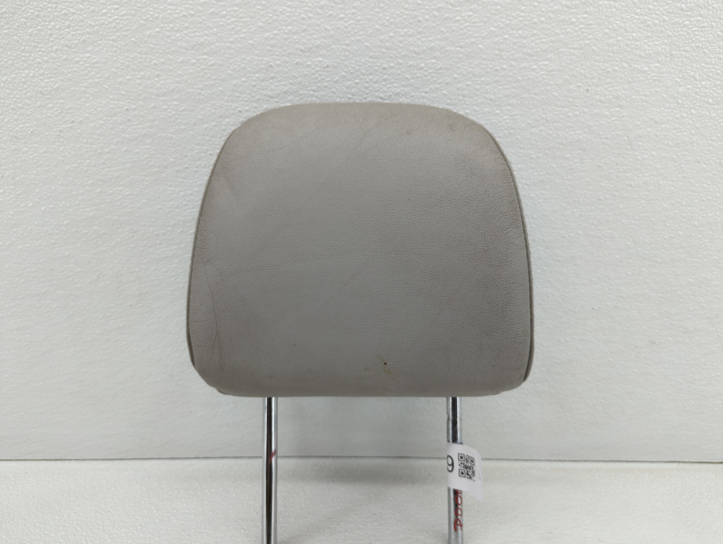 2005-2006 Buick Terraza Headrest Head Rest Rear Seat Light Grey - Oemusedautoparts1.com