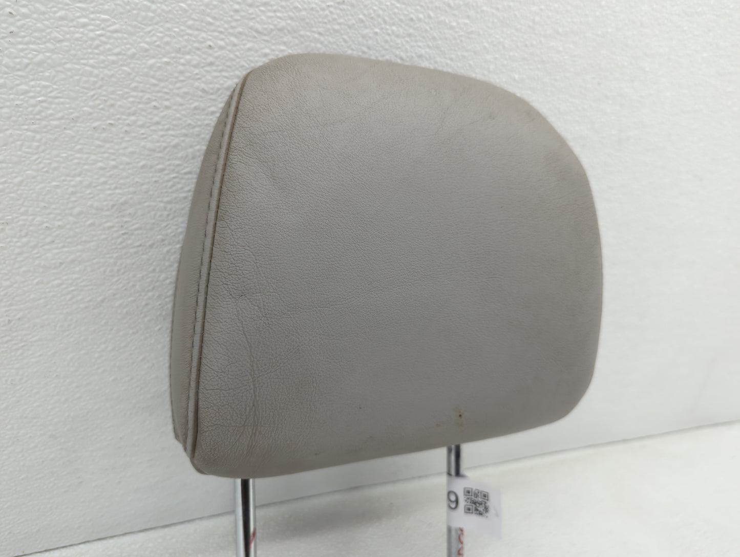 2005-2006 Buick Terraza Headrest Head Rest Rear Seat Light Grey - Oemusedautoparts1.com