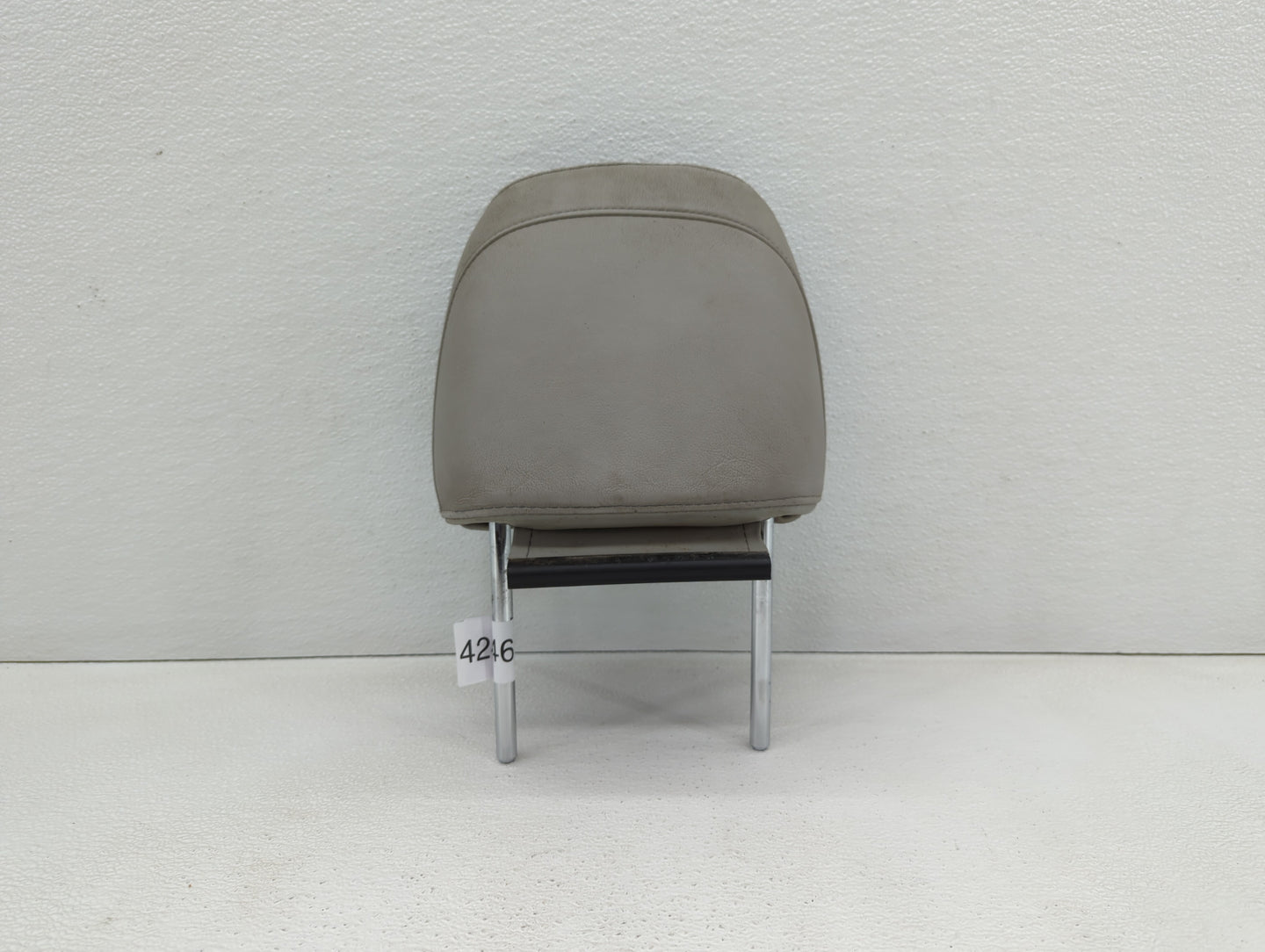 2005-2006 Buick Terraza Headrest Head Rest Rear Seat Light Grey - Oemusedautoparts1.com