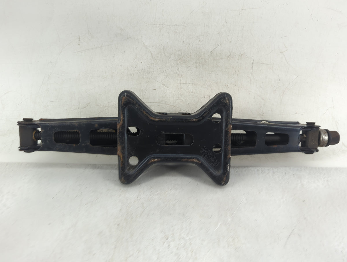 Buick Terraza Spare Scissor Car Jack 898162 - Oemusedautoparts1.com