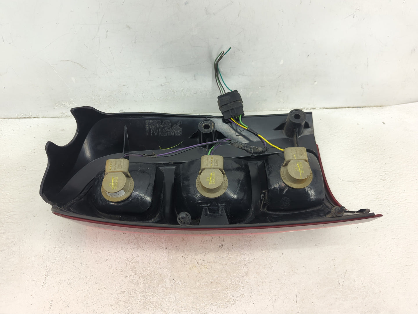 2005-2007 Buick Terraza Tail Light Assembly Passenger Right OEM Fits Fits 2005 2006 2007 2008 2009 OEM Used Auto Parts - Oem