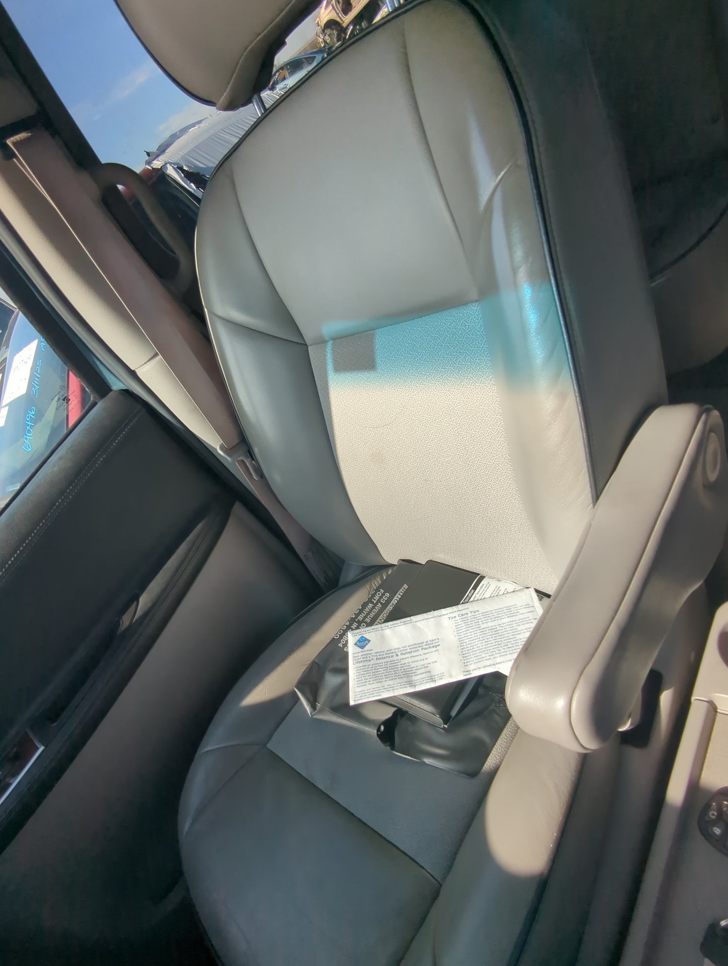 2005-2006 Buick Terraza Passenger Front Seat Oem 899584 - Oemusedautoparts1.com