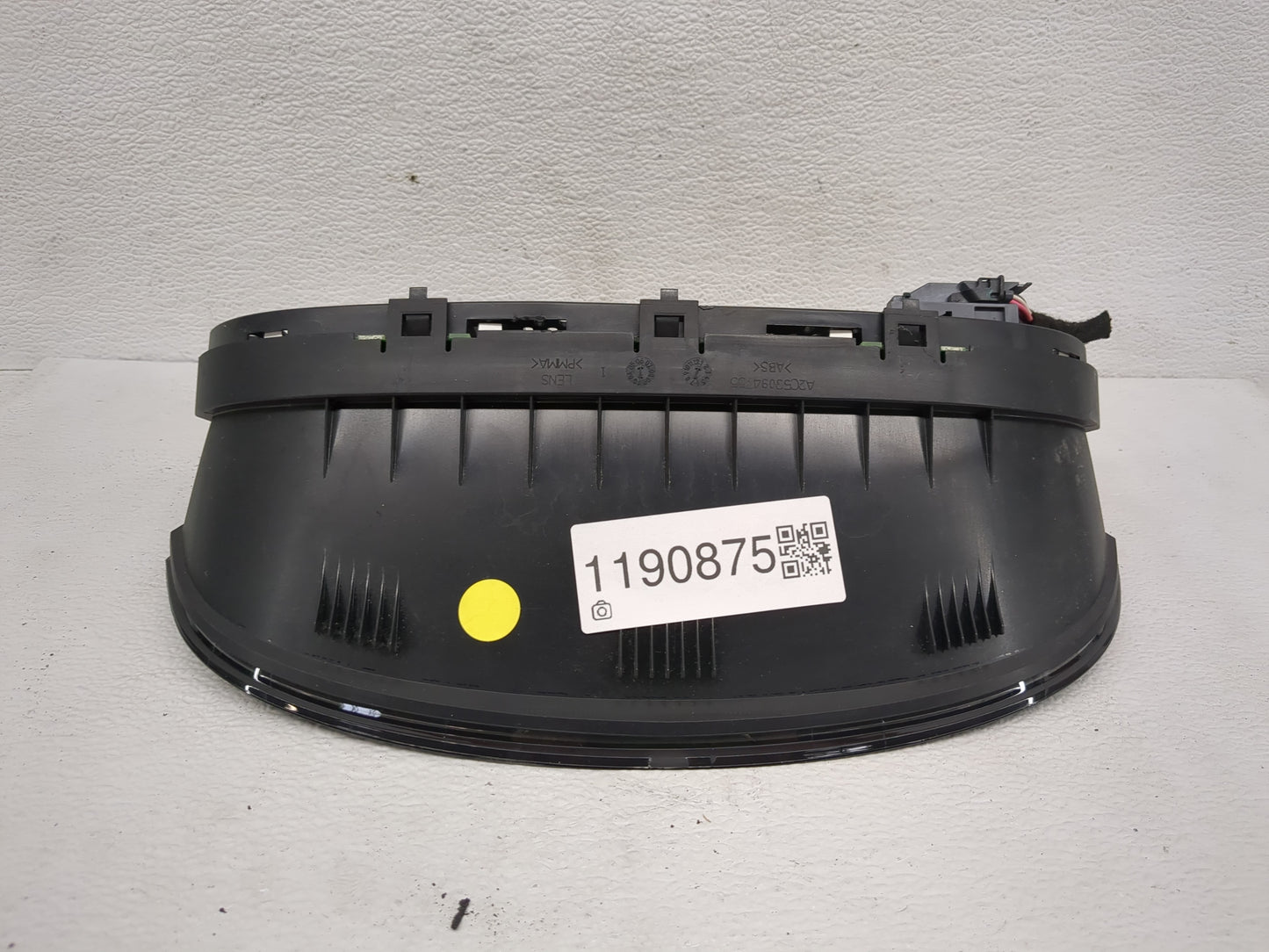 2006-2007 Cadillac Cts Instrument Cluster Speedometer Gauges P/N:3024008779 Fits Fits 2006 2007 OEM Used Auto Parts - Oemuse