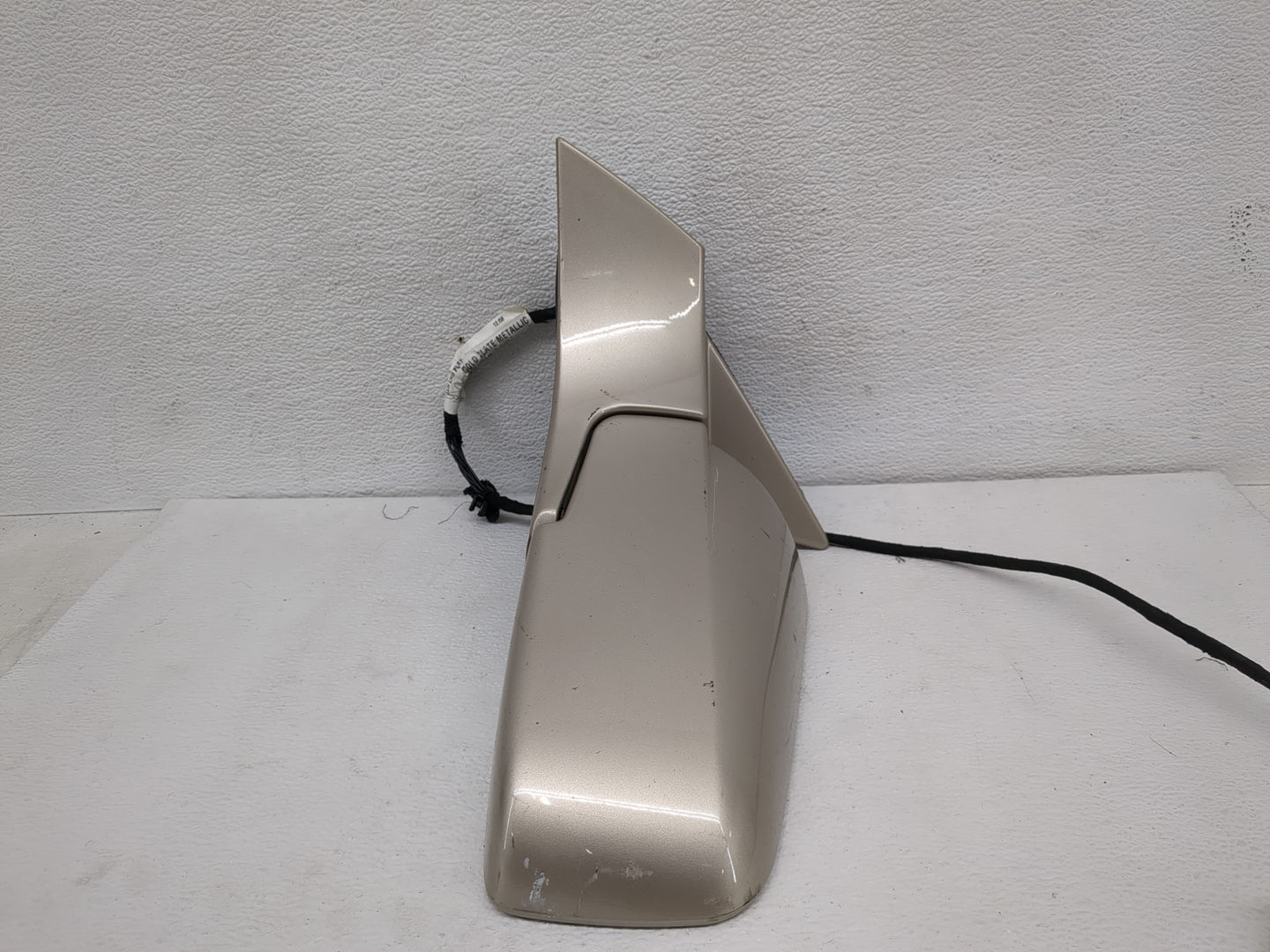 2003-2007 Cadillac Cts Driver Side View Mirror - Left Door Mirror OEM Used - Oemusedautoparts1.com
