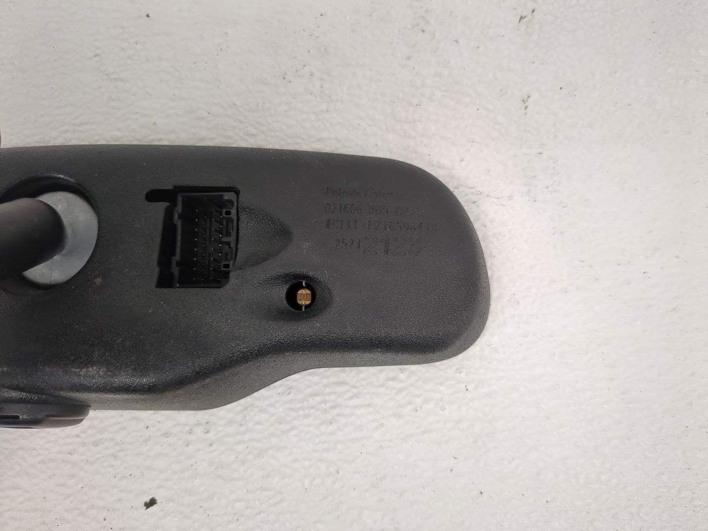 2005-2007 Cadillac Cts Interior Rear View Mirror Replacement OEM Fits Fits 2005 2006 2007 2014 2015 OEM Used Auto Parts - Oe