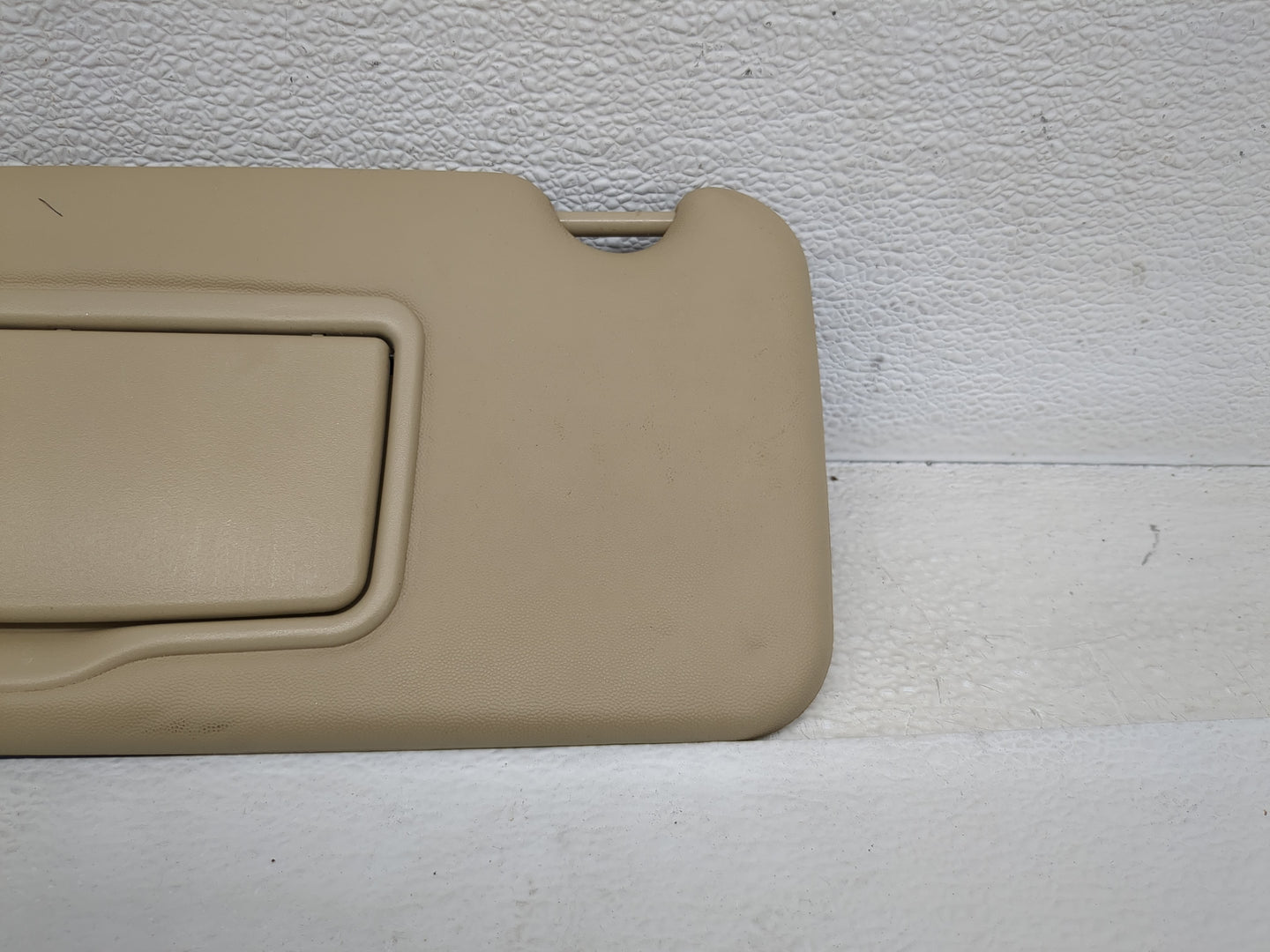 2003-2007 Cadillac Cts Sun Visor Shade Replacement Driver Left Mirror Fits Fits 2003 2004 2005 2006 2007 OEM Used Auto Parts