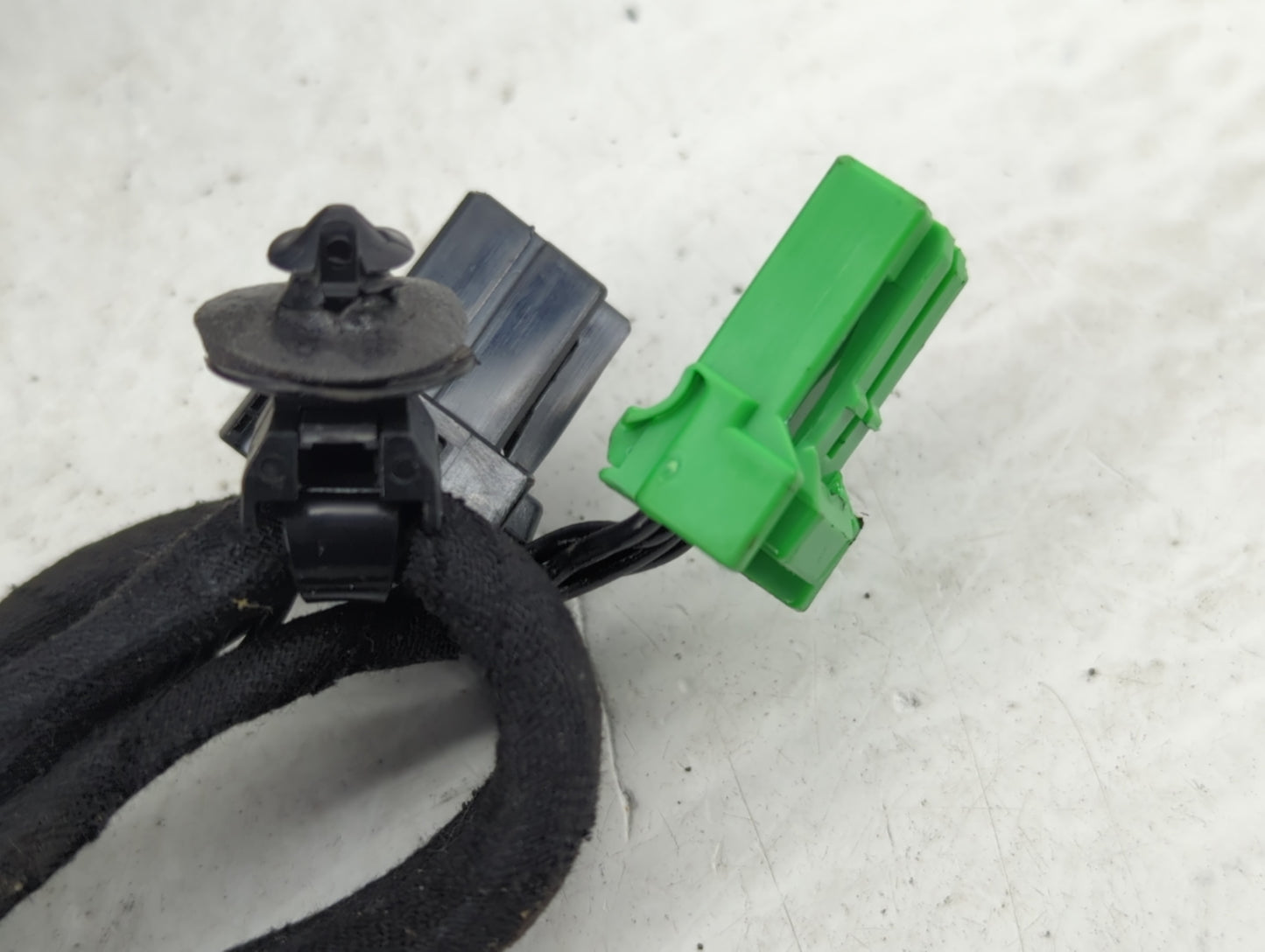 2003-2007 Cadillac Cts Passenger Side View Mirror - Right Door Mirror OEM Used - Oemusedautoparts1.com