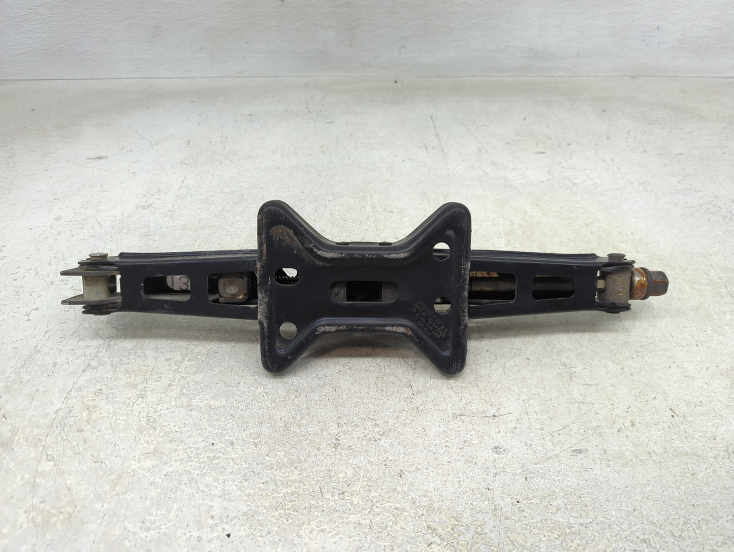 2006 Cadillac Cts Spare Scissor Car Jack - Oemusedautoparts1.com