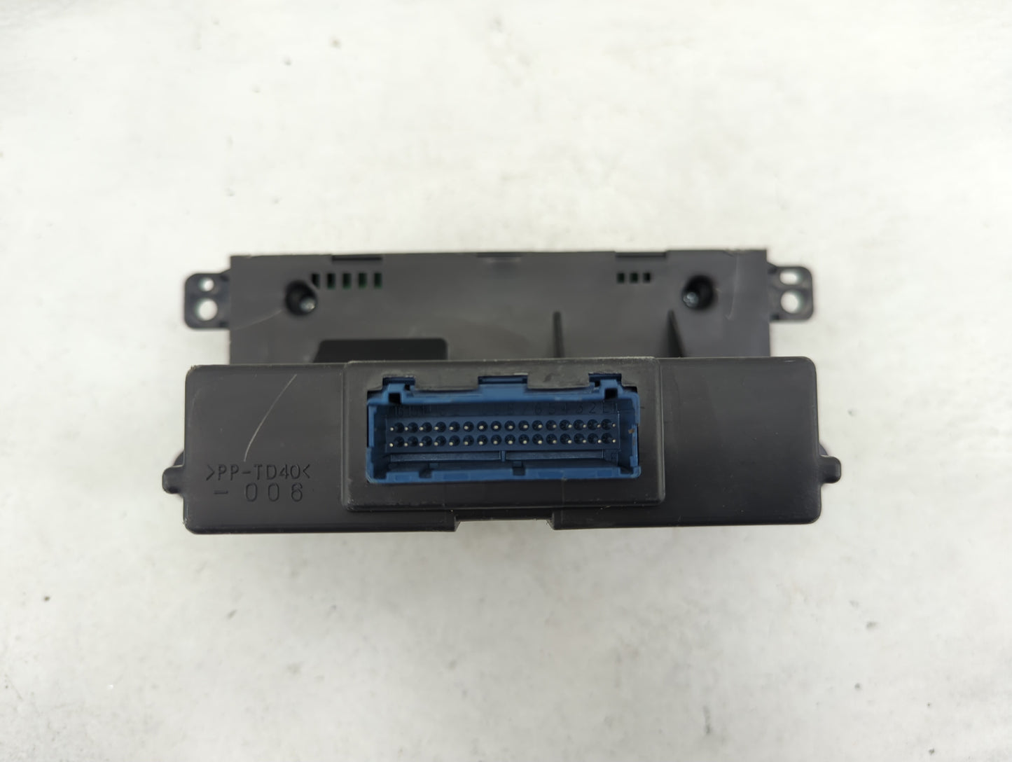 2006 Cadillac Cts Climate Control Module Temperature AC/Heater Replacement P/N:21998813 MX237000-1482 Fits OEM Used Auto Par