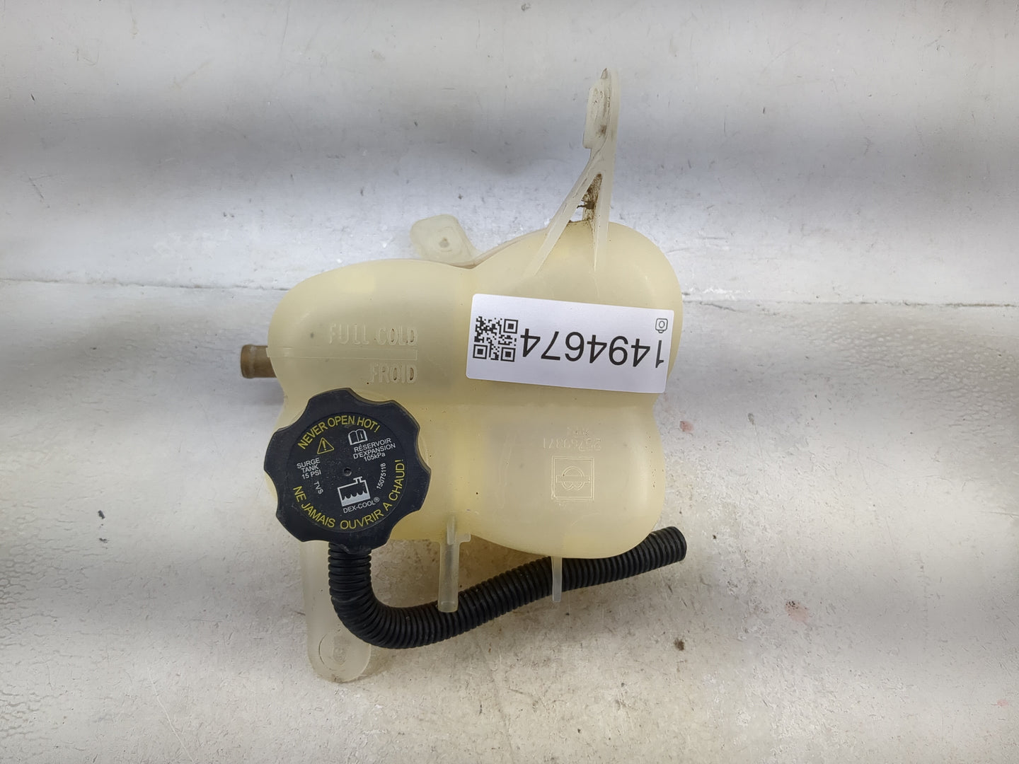 2003-2006 Cadillac Cts Radiator Coolant Overflow Expansion Tank Bottle - Oemusedautoparts1.com