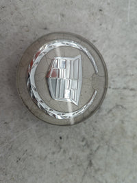 2006 Cadillac Cts Center Cap Oem Chrome 1517189 - Oemusedautoparts1.com