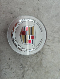 2006 Cadillac Cts Center Cap Oem Silver 1517190 - Oemusedautoparts1.com