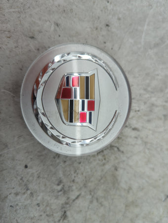 compare product 2006 Cadillac Cts Center Cap Oem Silver 1517190