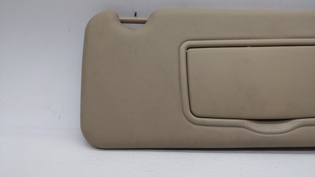 2003-2007 Cadillac Cts Sun Visor Shade Replacement Passenger Right Mirror Fits Fits 2003 2004 2005 2006 2007 OEM Used Auto P
