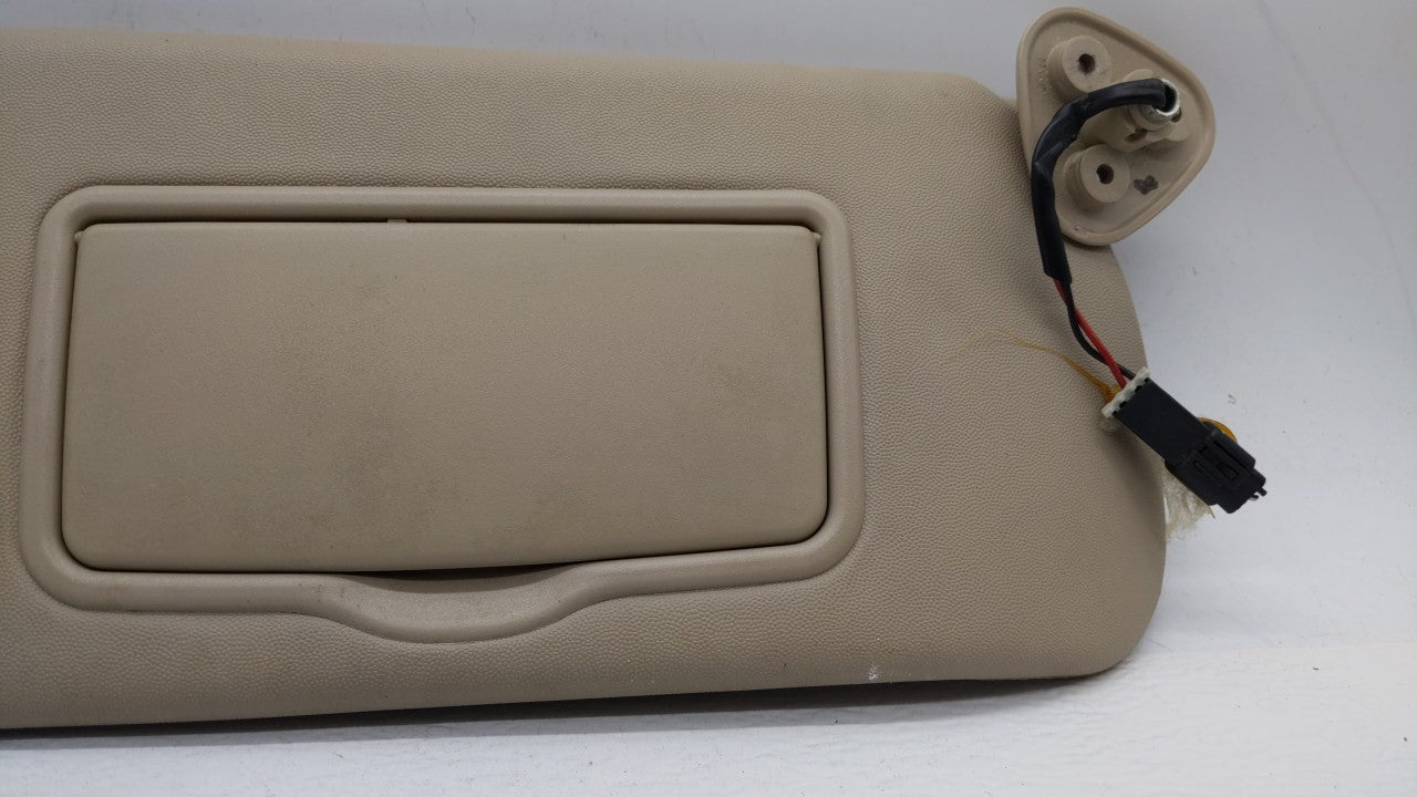 2003-2007 Cadillac Cts Sun Visor Shade Replacement Passenger Right Mirror Fits Fits 2003 2004 2005 2006 2007 OEM Used Auto P